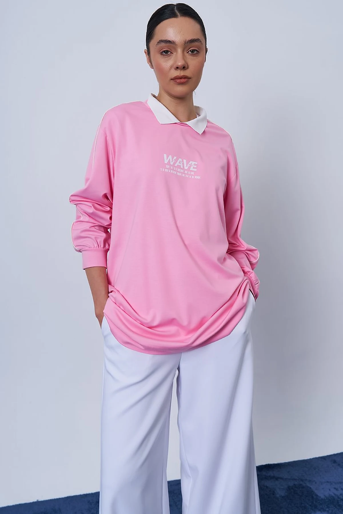 Polo Collar Printed Sweatshirt in Candy Pink