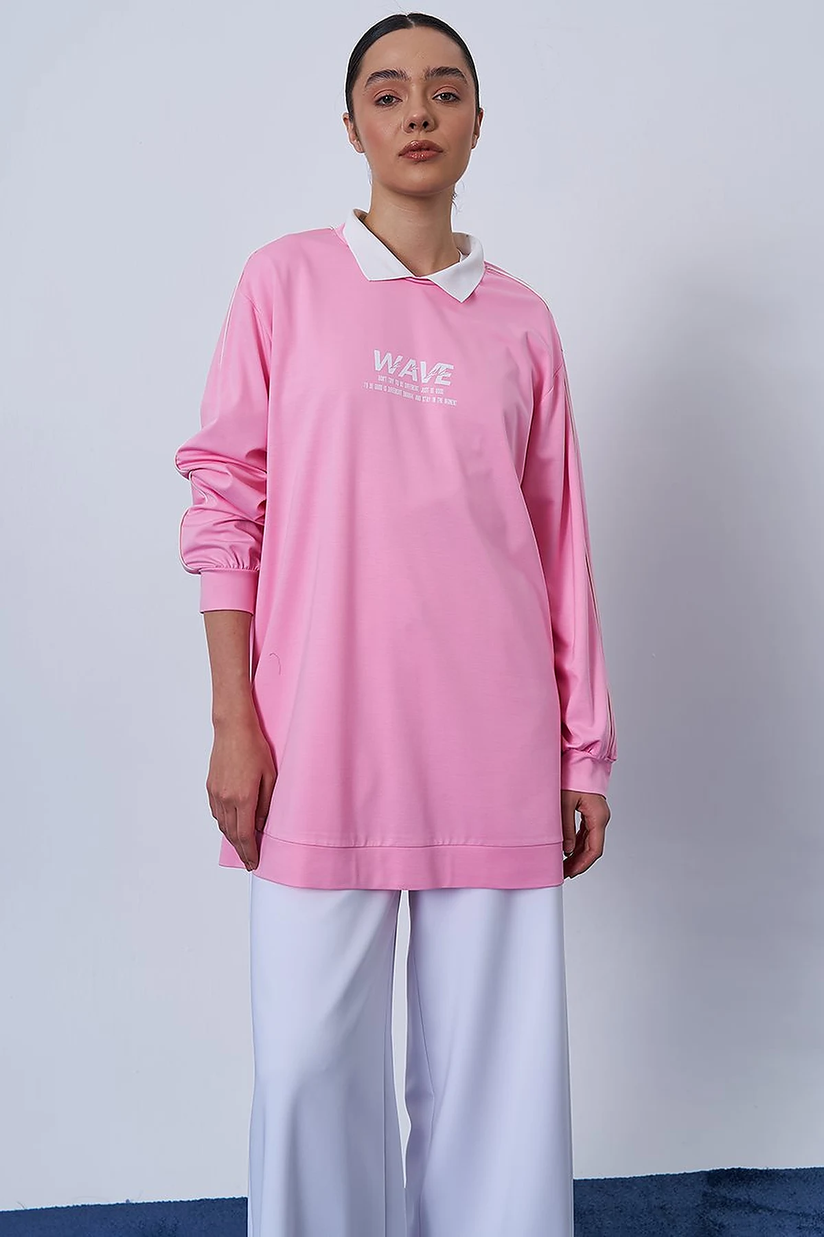 Polo Collar Printed Sweatshirt in Candy Pink