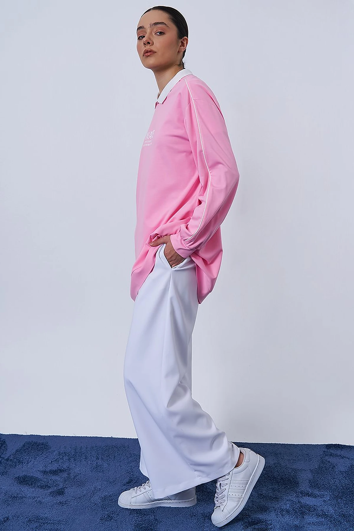 Polo Collar Printed Sweatshirt in Candy Pink