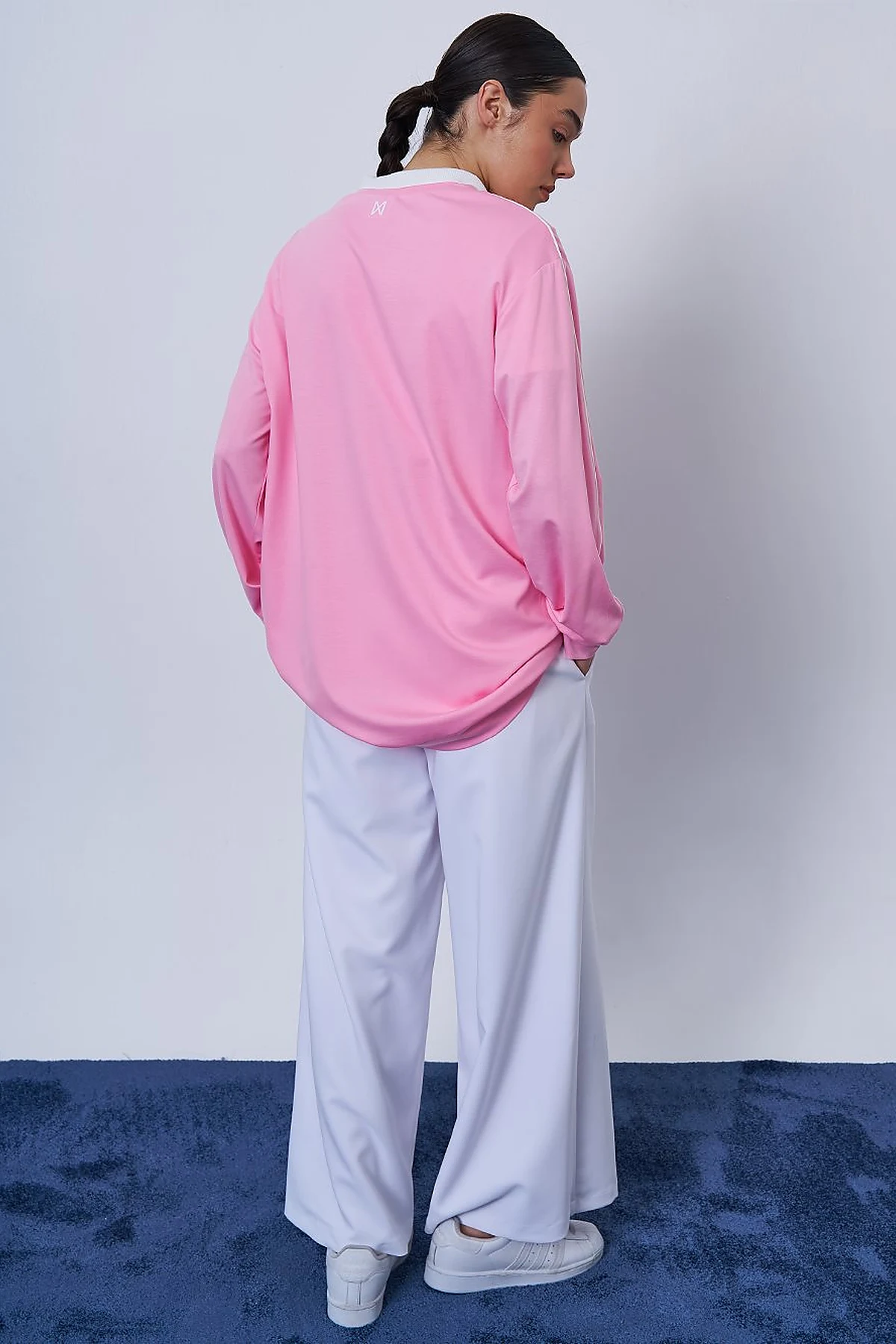 Polo Collar Printed Sweatshirt in Candy Pink