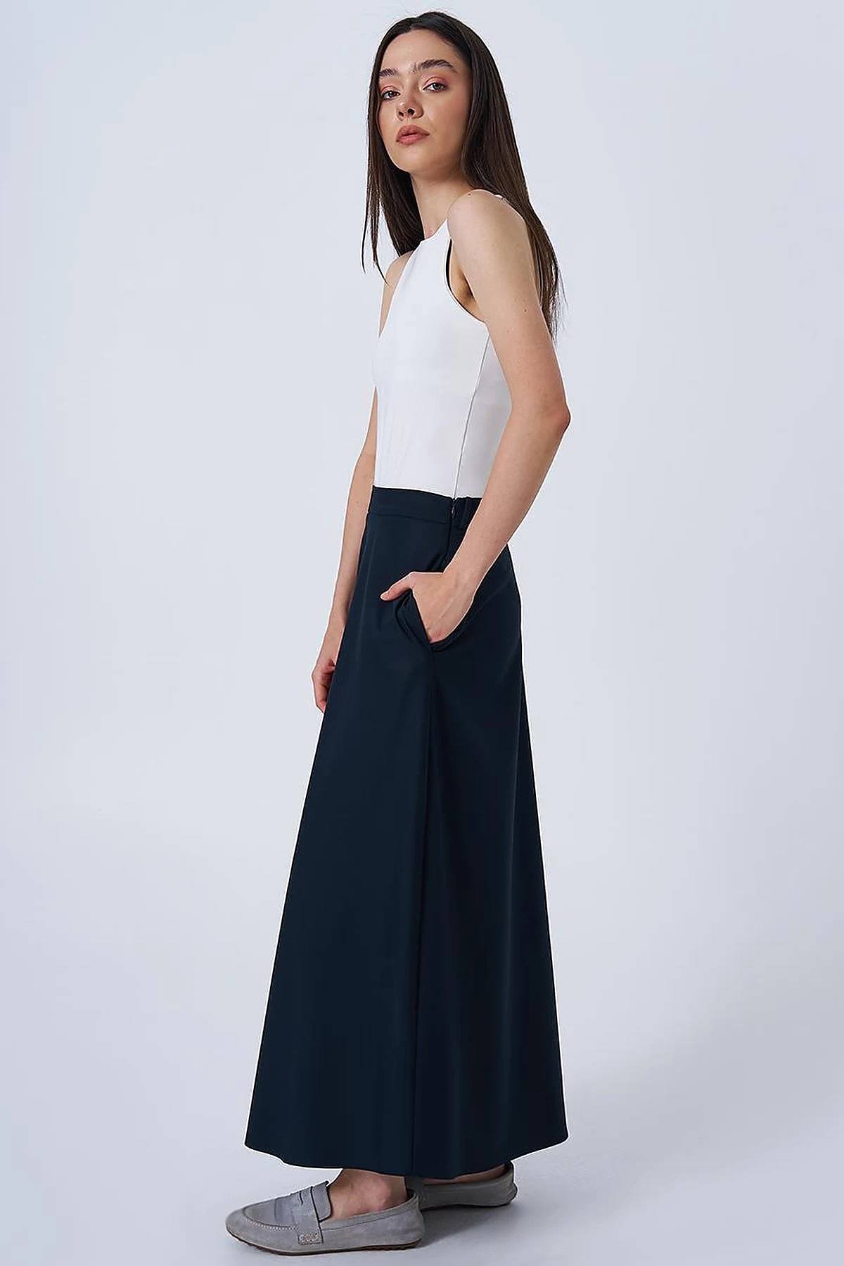 High-Waisted Flared Skirt Navy