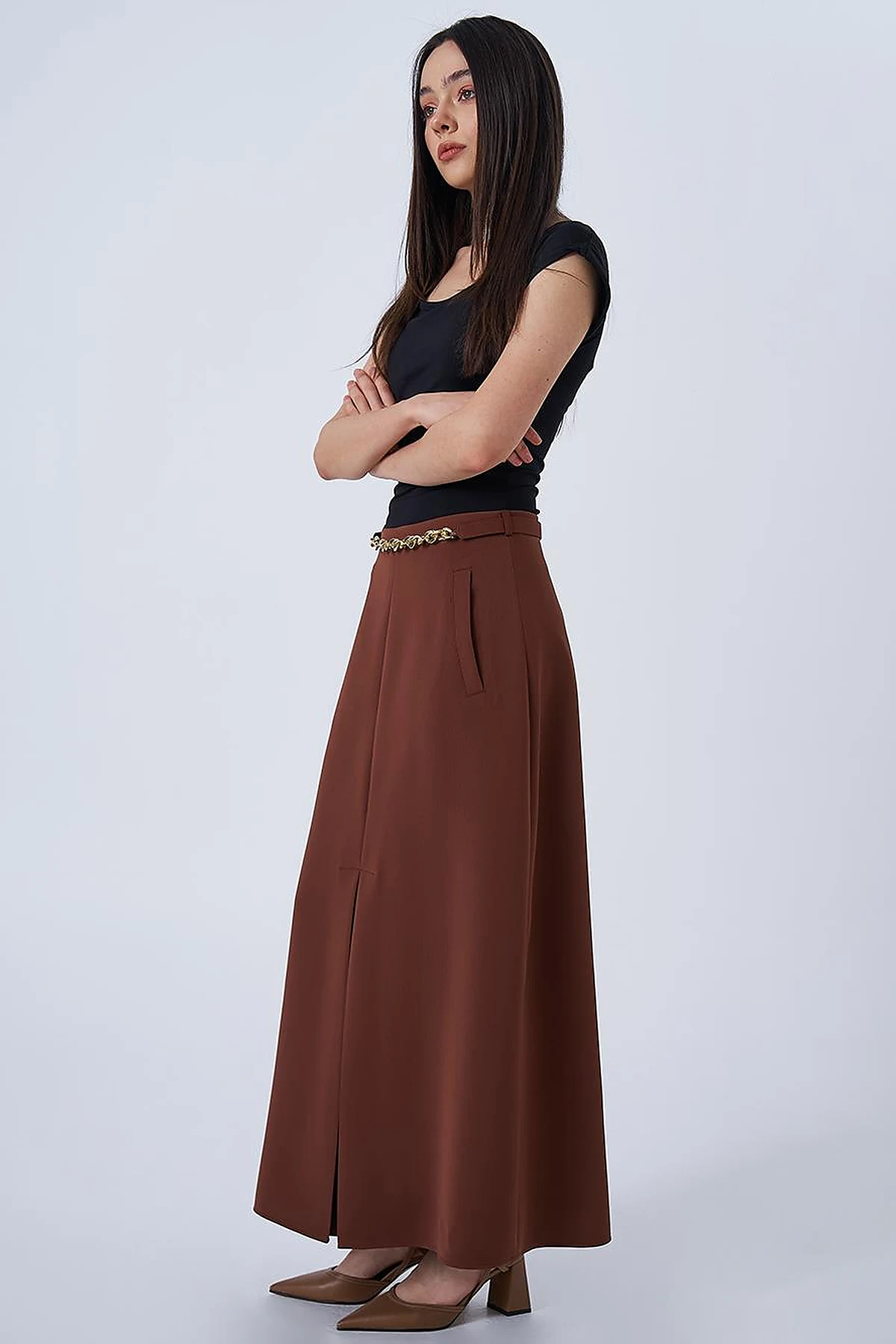 Chain Belt Detail Flared Skirt Brown