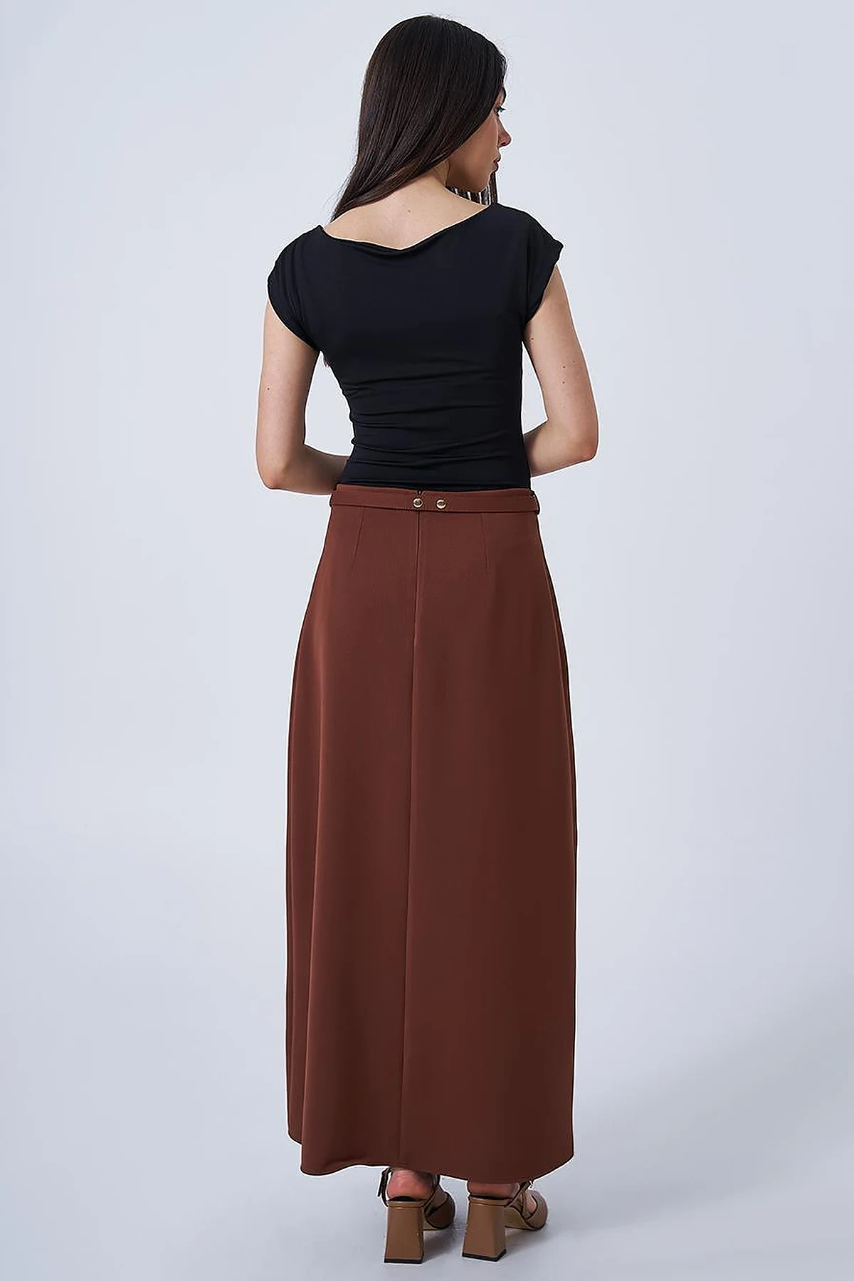 Chain Belt Detail Flared Skirt Brown