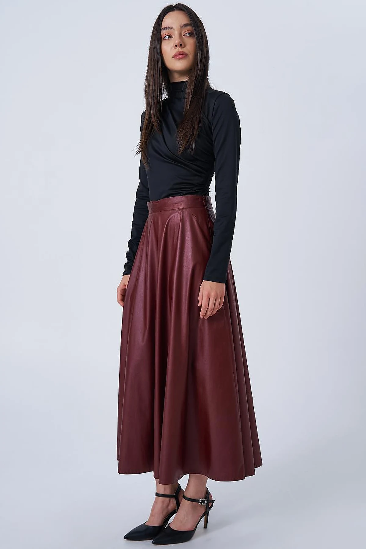 Shiny Flared Skirt Burgundy