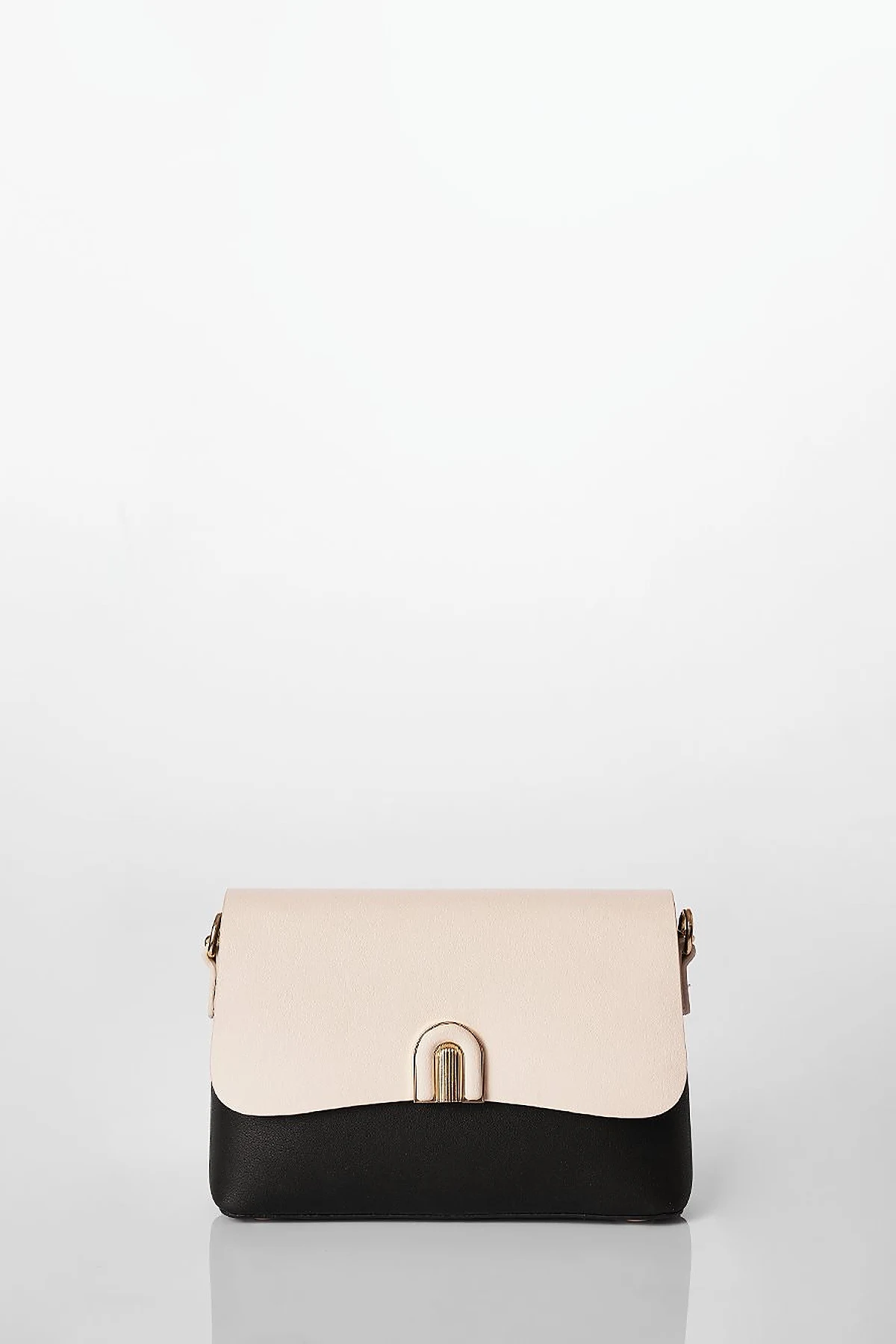 Flap Baguette Bag Cream-Black