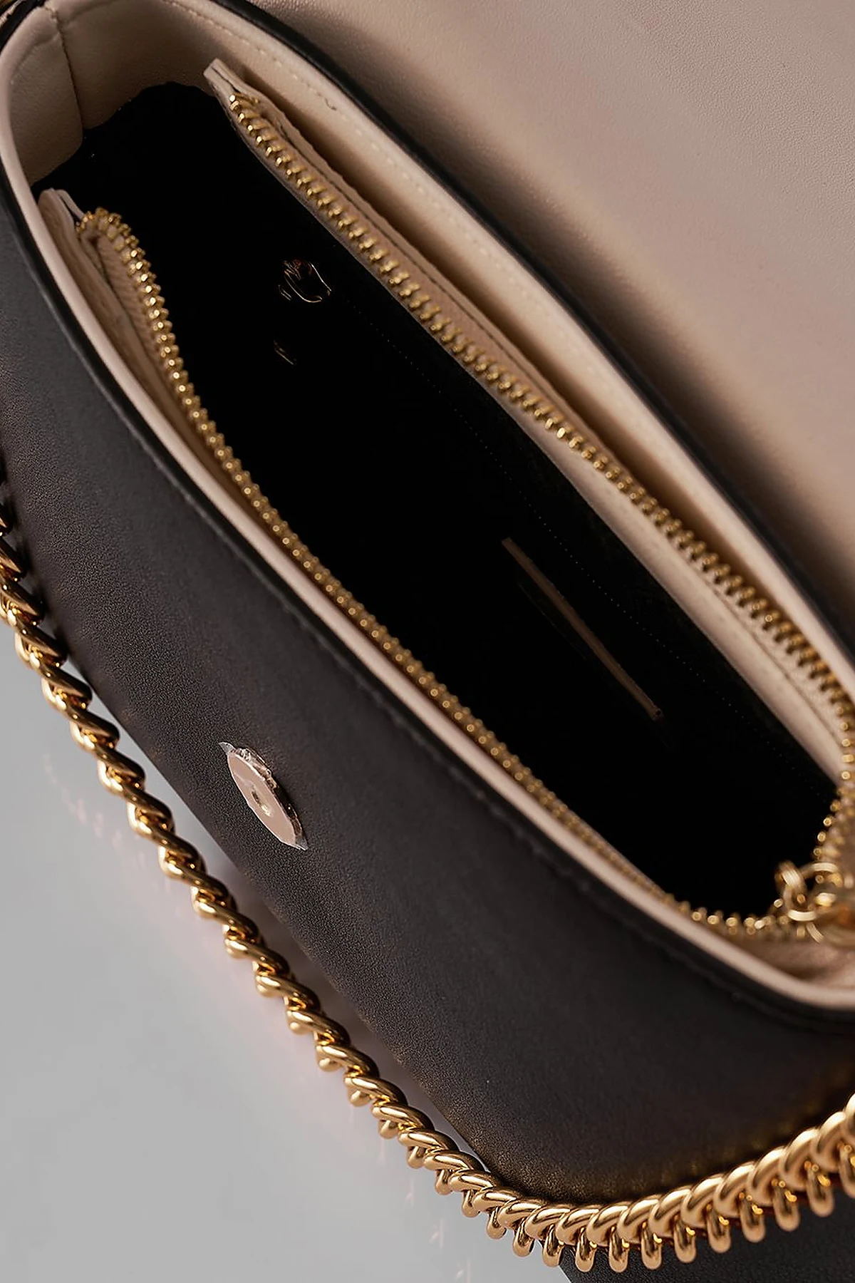 Flap Baguette Bag Cream-Black