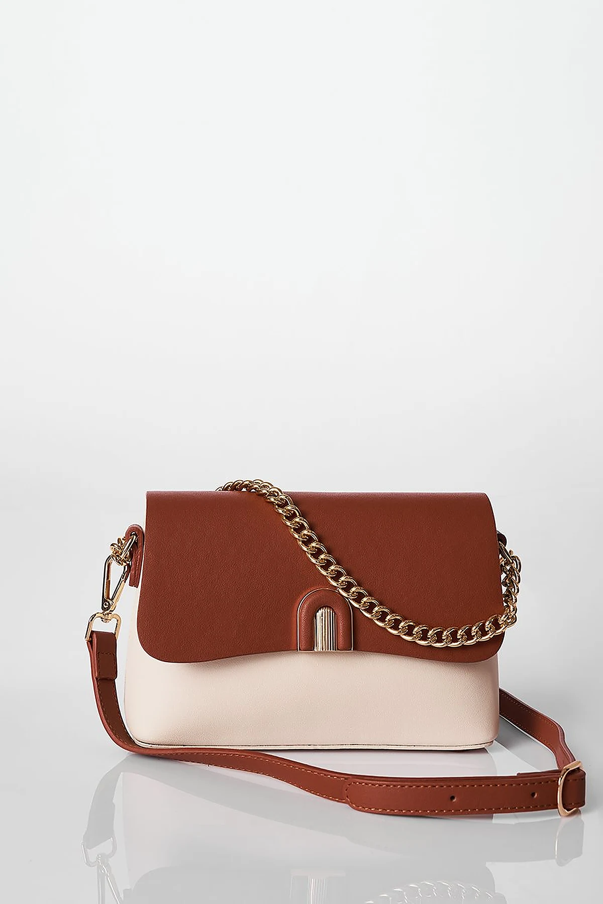 Flap Baguette Bag Tan-Cream