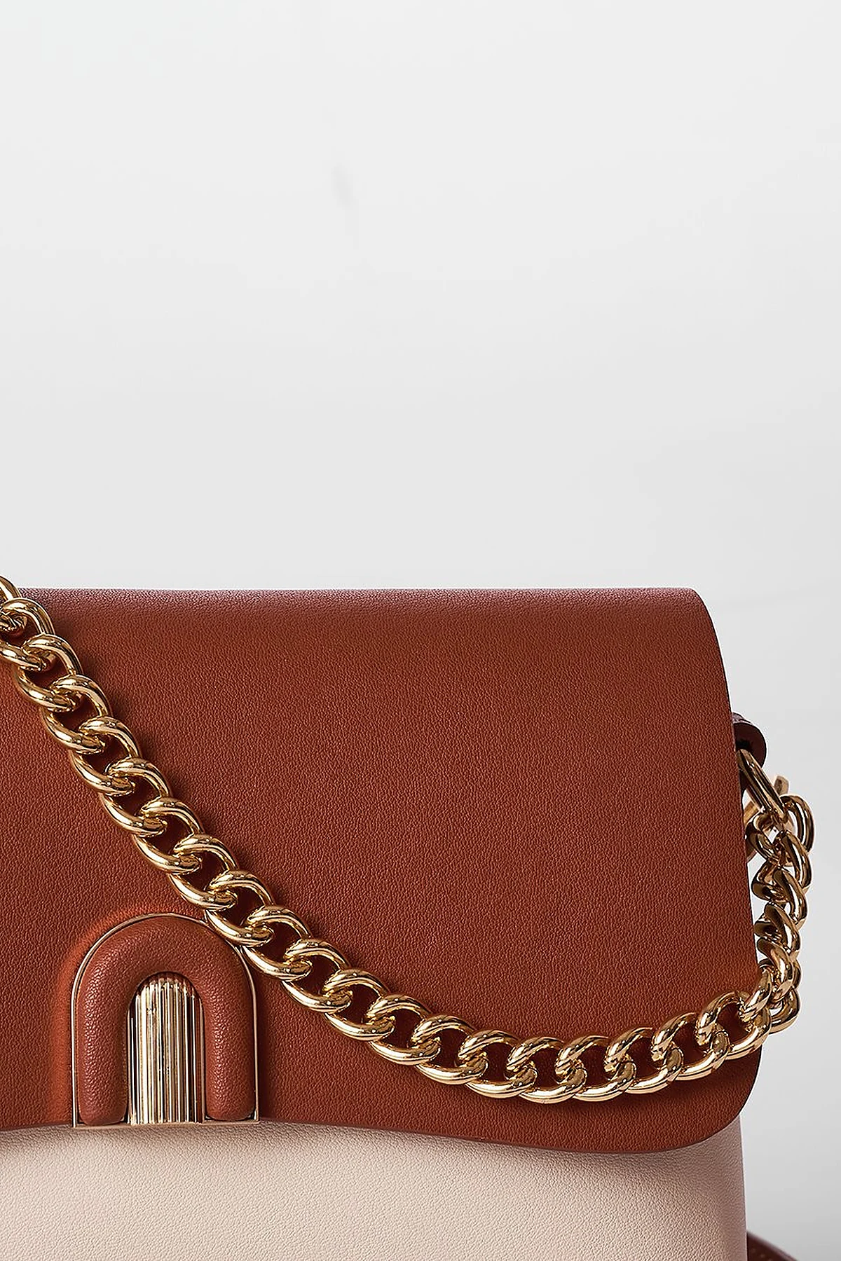 Flap Baguette Bag Tan-Cream