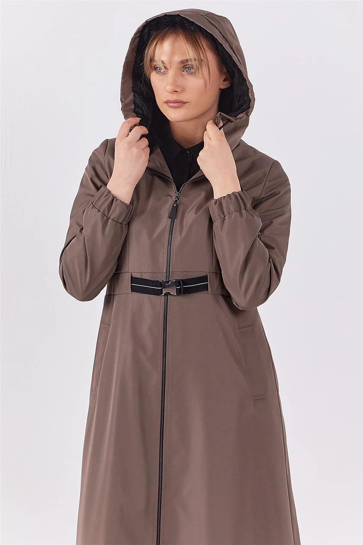 Plush Detailed Overcoat in Mink