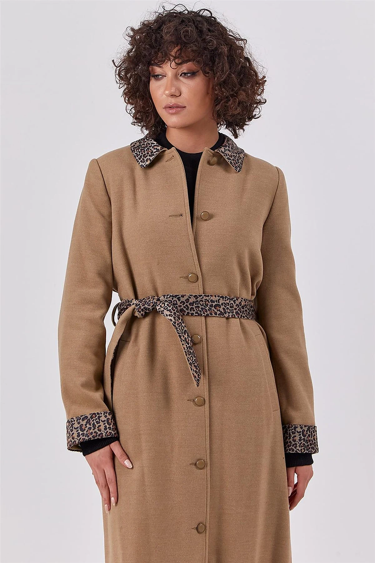 Leopard Detailed Coat Beige