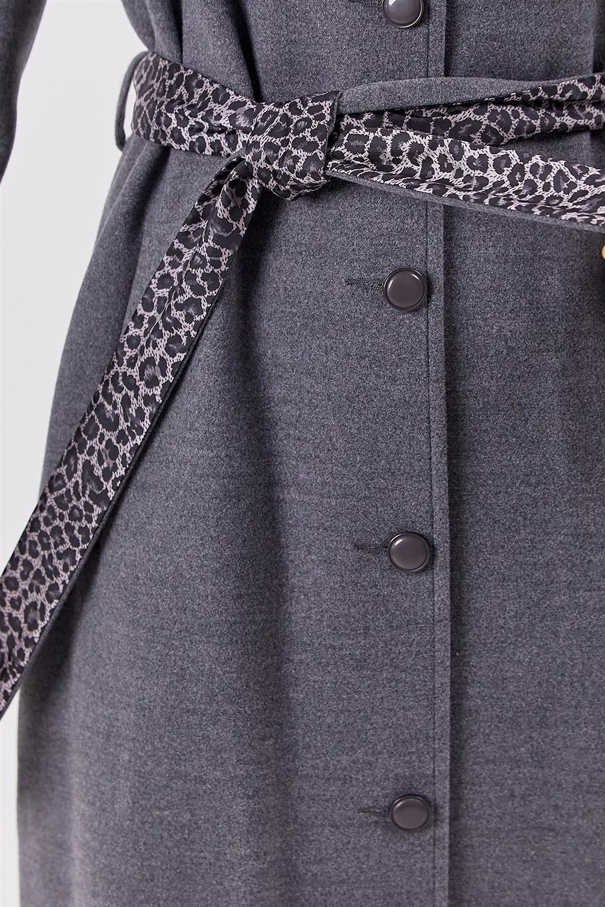 Leopard Detailed Coat Gray