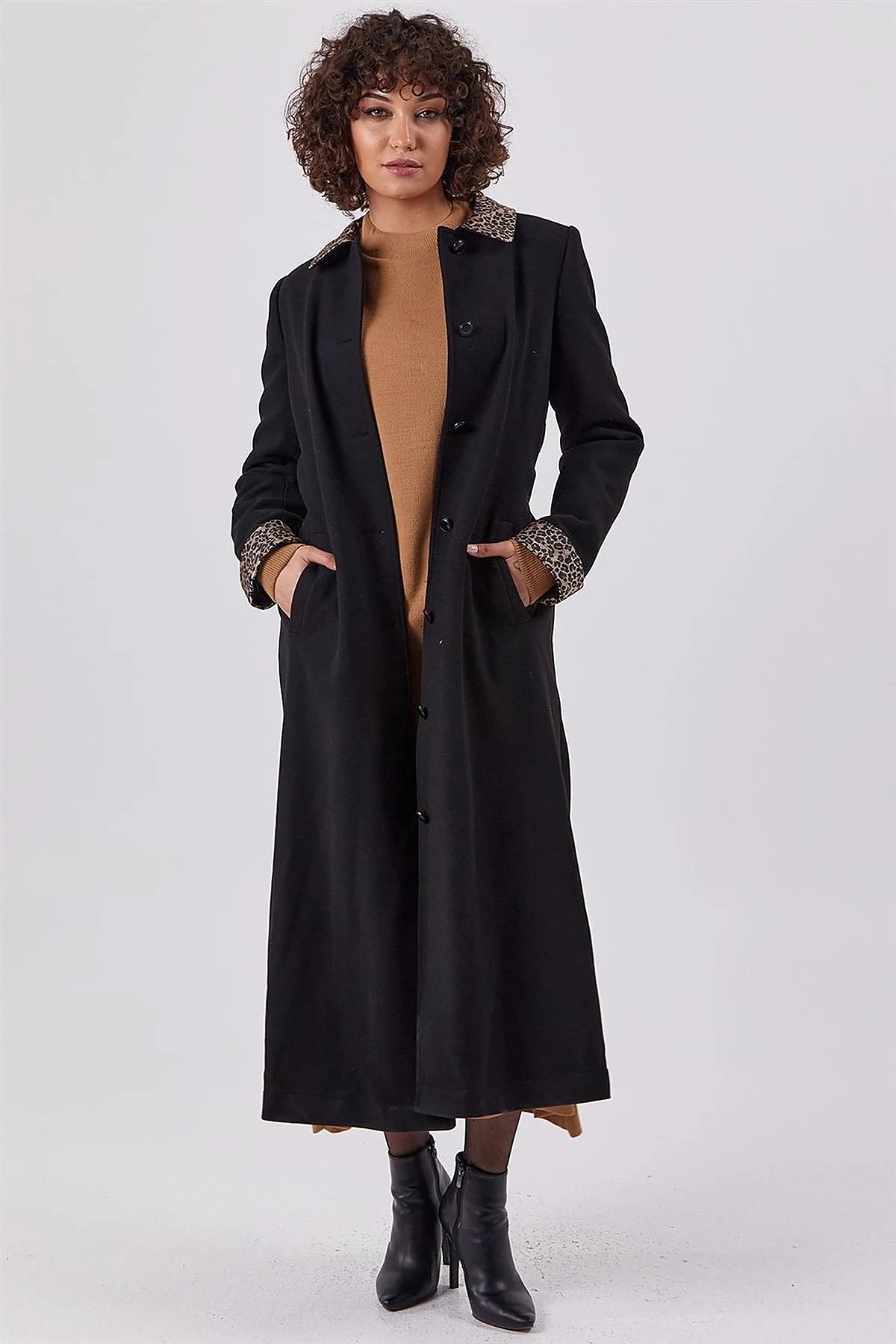 Leopard Detailed Coat Black