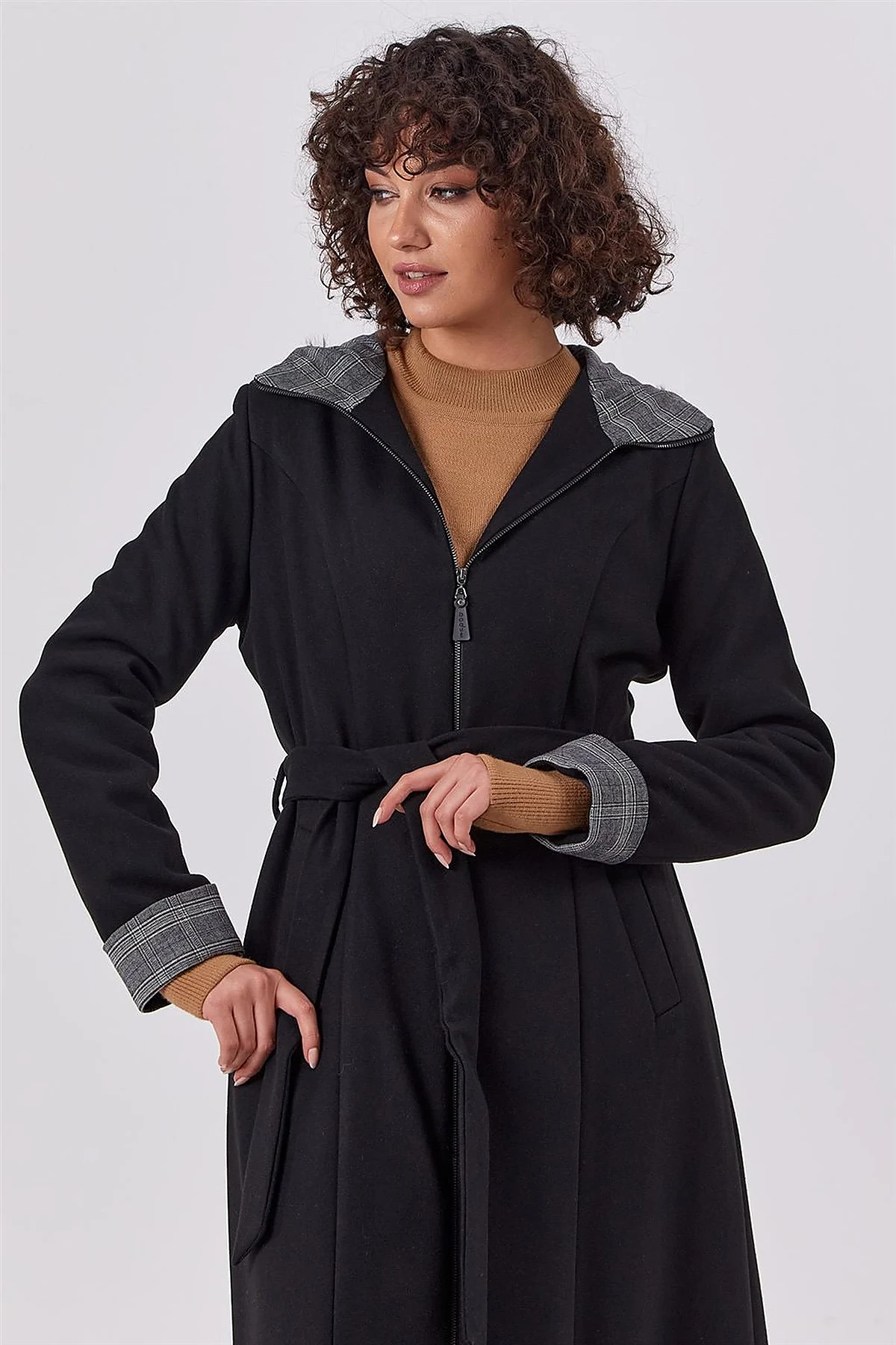 Checkered Trim Coat Black