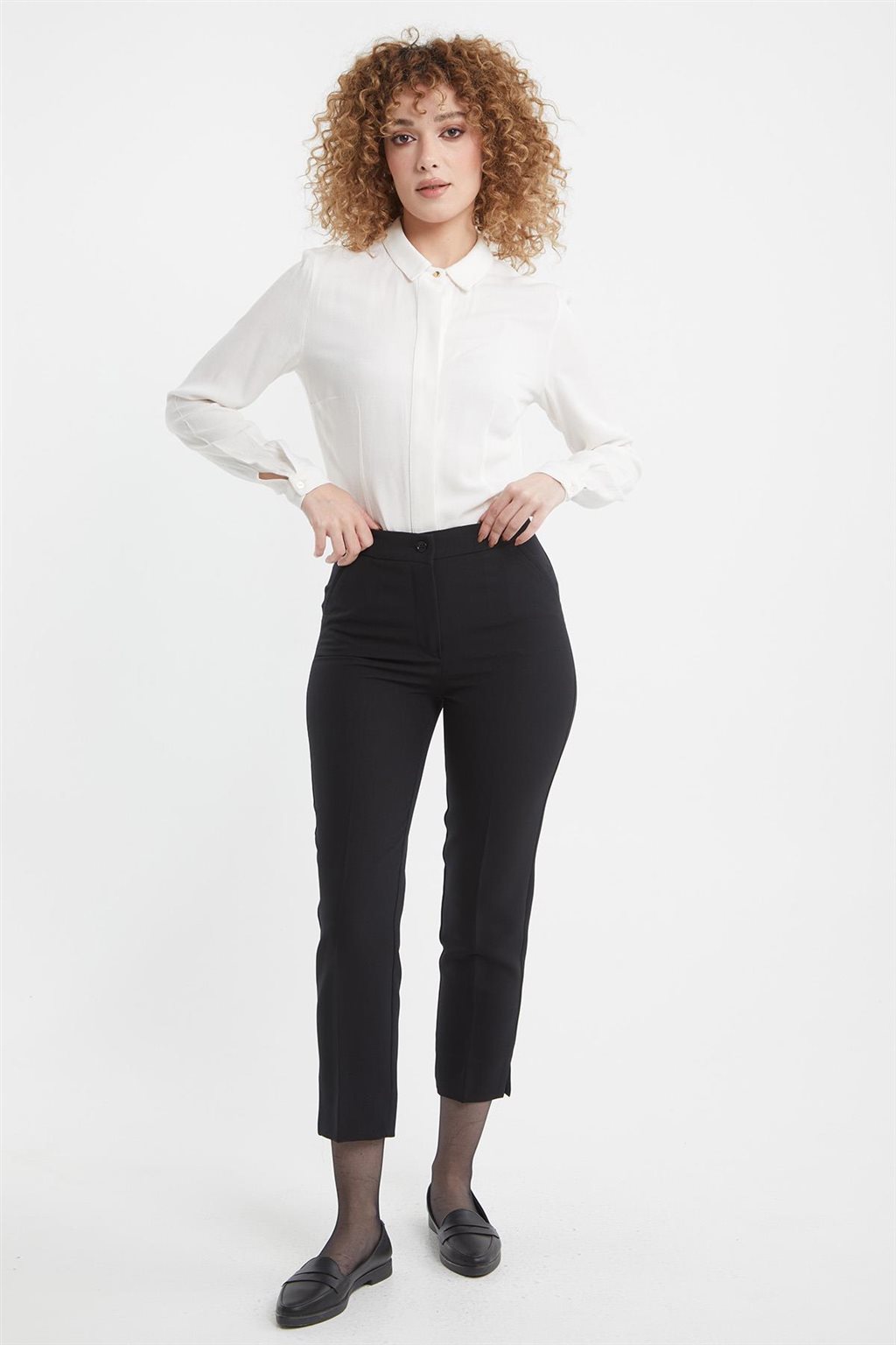 Paçası Yırtmaçlı Skinny Pantolon Siyah