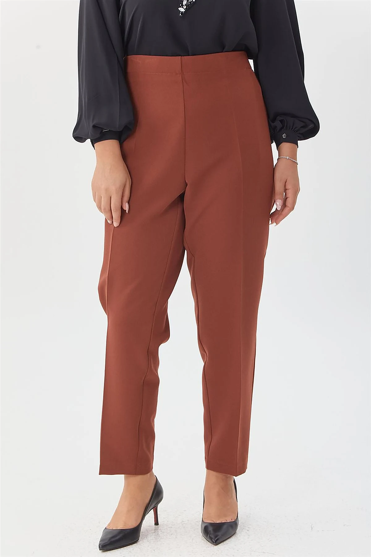 Pocket Detailed Carrot Cut Pants Terracotta