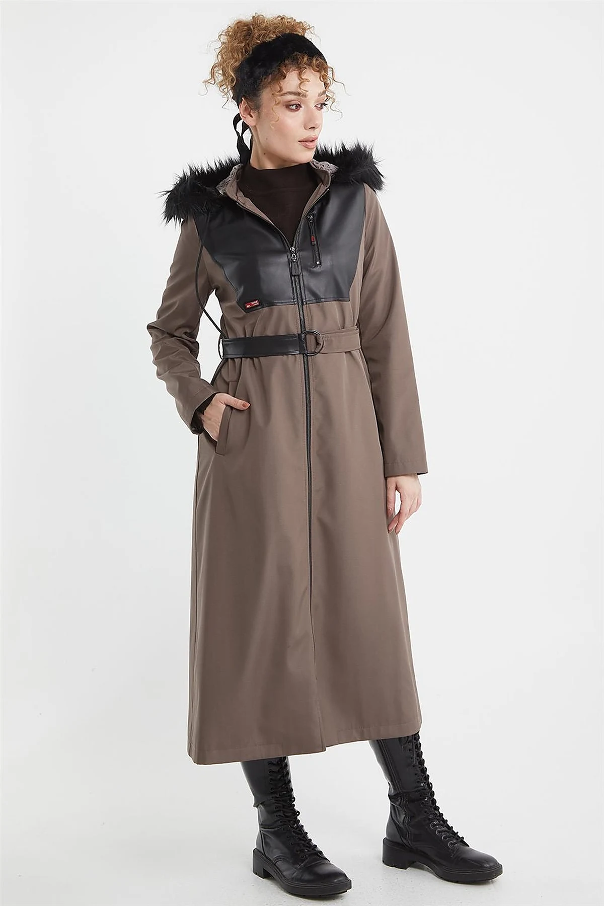 Leather-Trimmed Hooded Coat Mink 