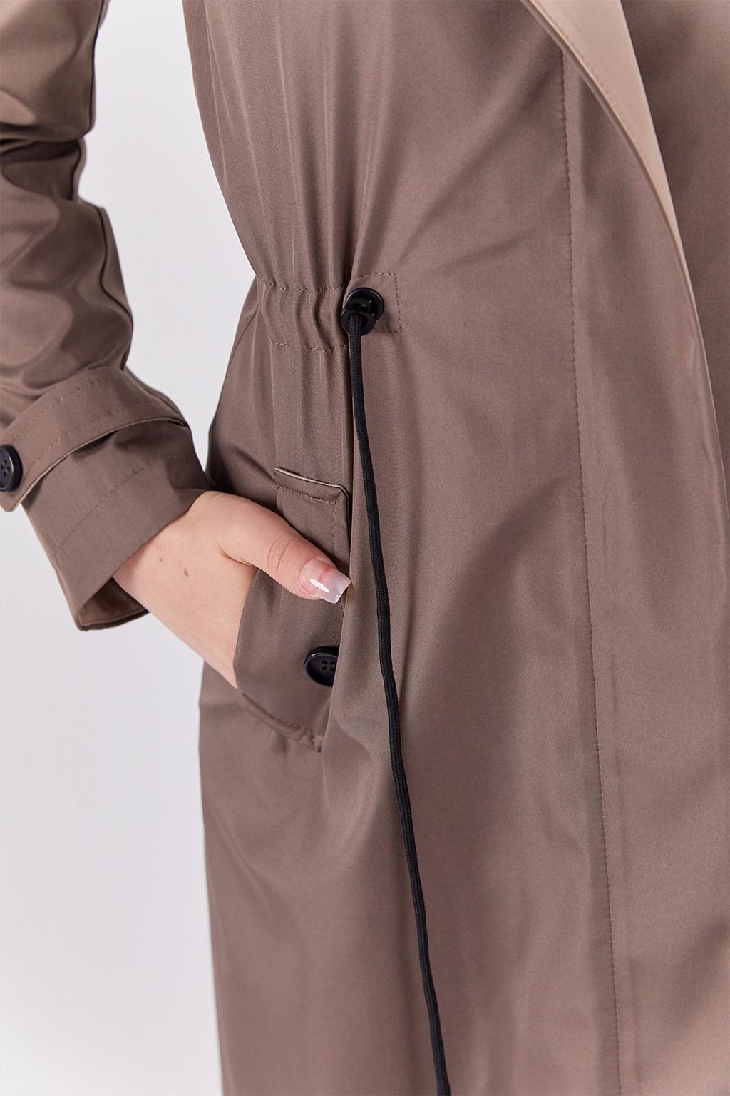 Beli Bağcıklı Parka Vizon 