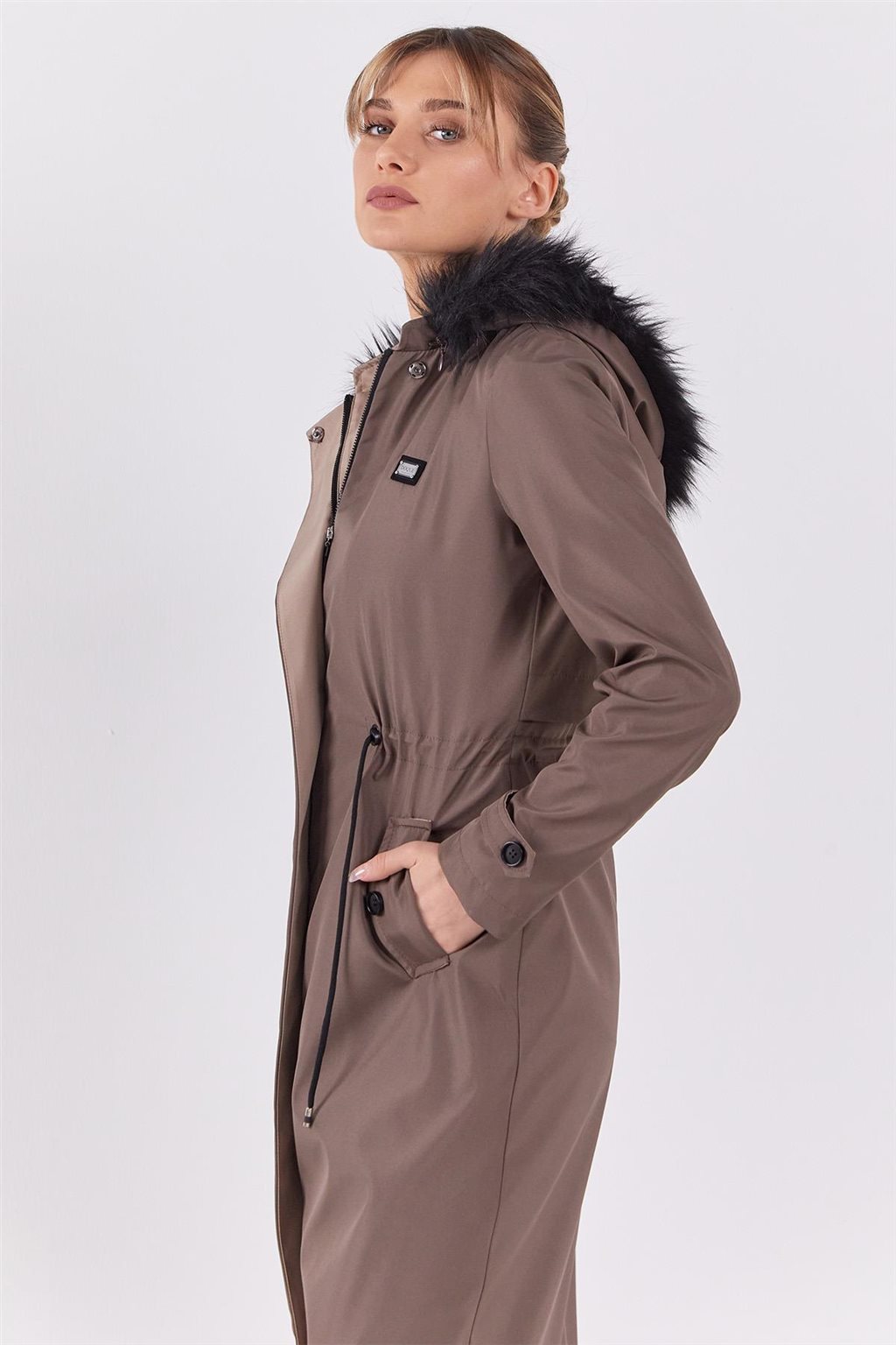 Beli Bağcıklı Parka Vizon 
