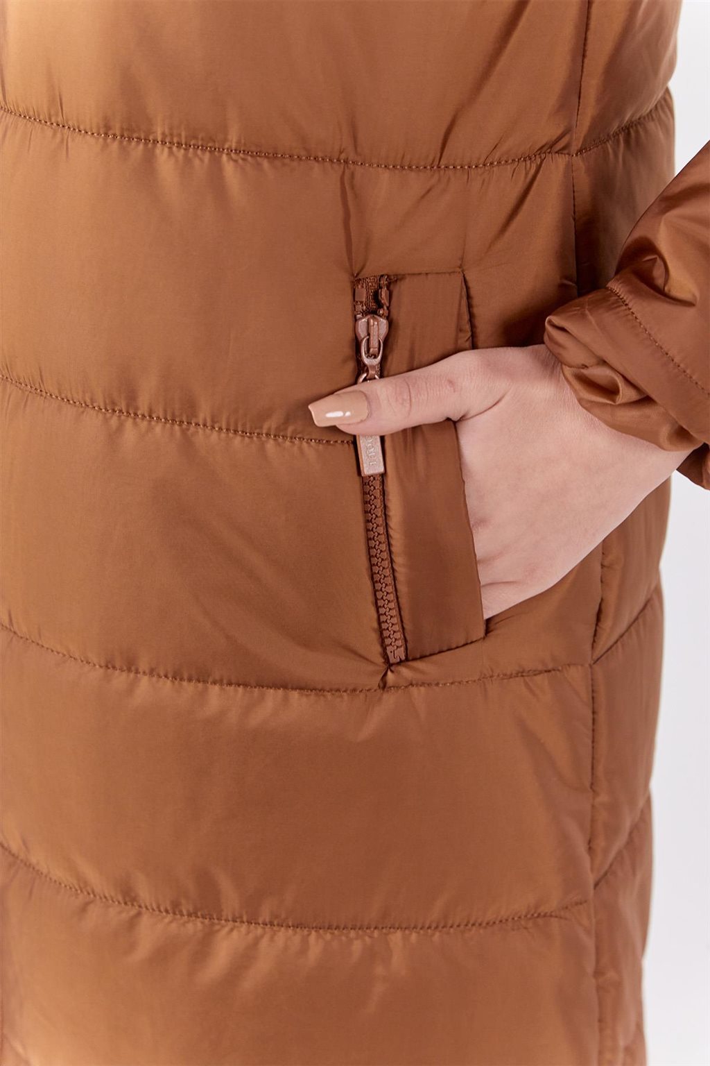 Dik Yakalı Anorak Mont Camel 