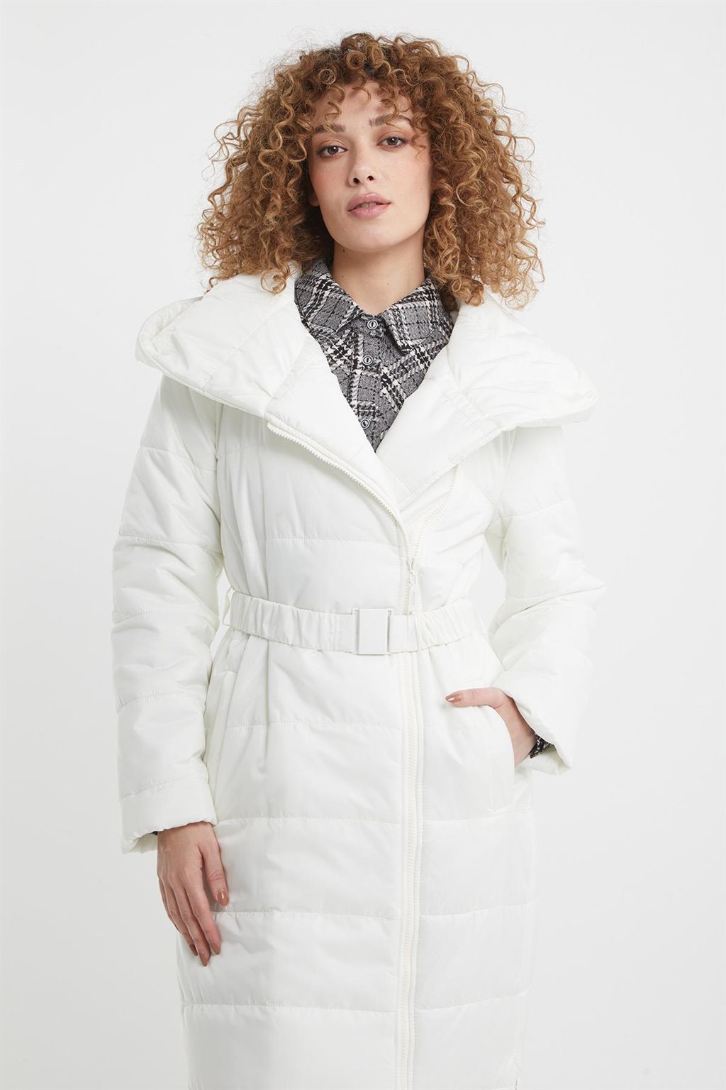 Lastik Kemerli Anorak Mont Optik Beyaz 