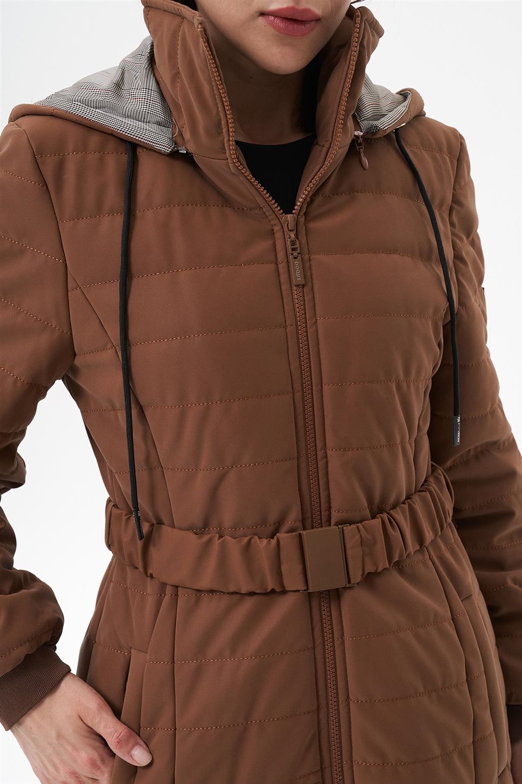 Dik Yaka Kapüşonlu Anorak Mont Camel 