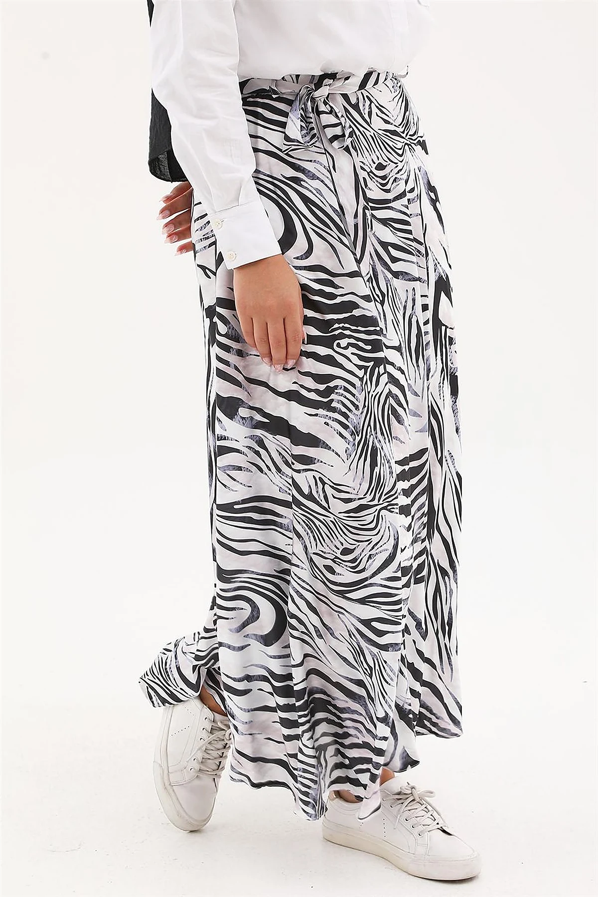 Zebra Print Belted A-line Skirt Black