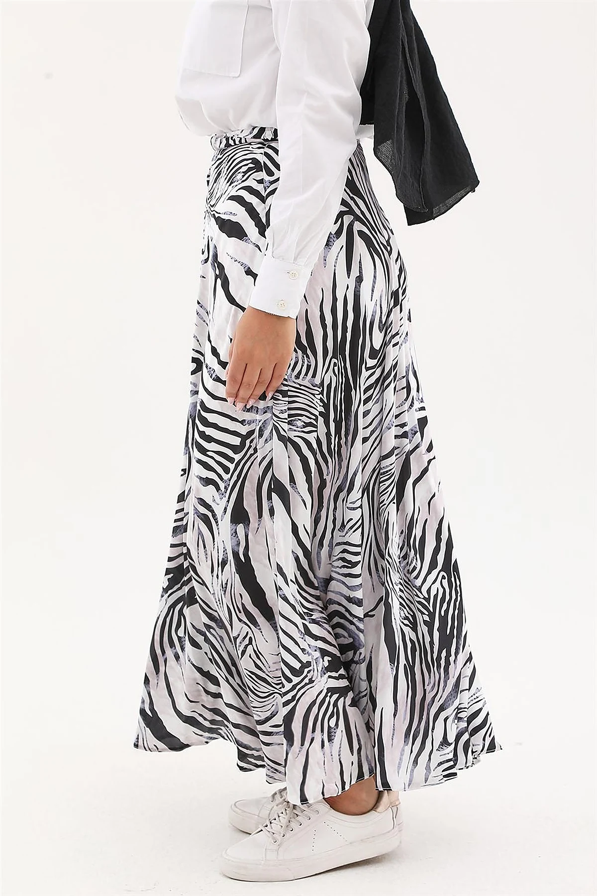 Zebra Print Belted A-line Skirt Black