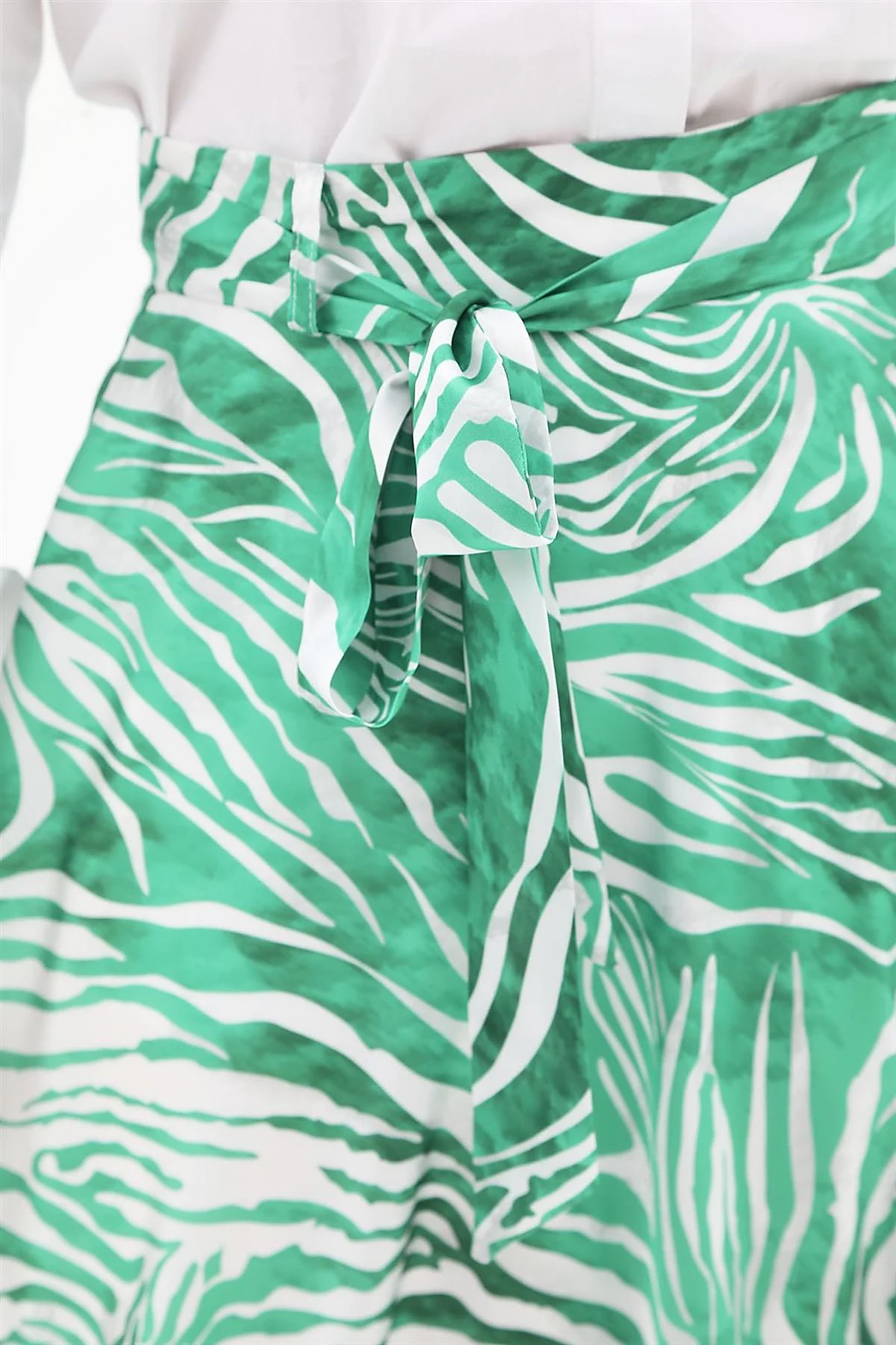 Zebra Print Belted A-line Skirt Green