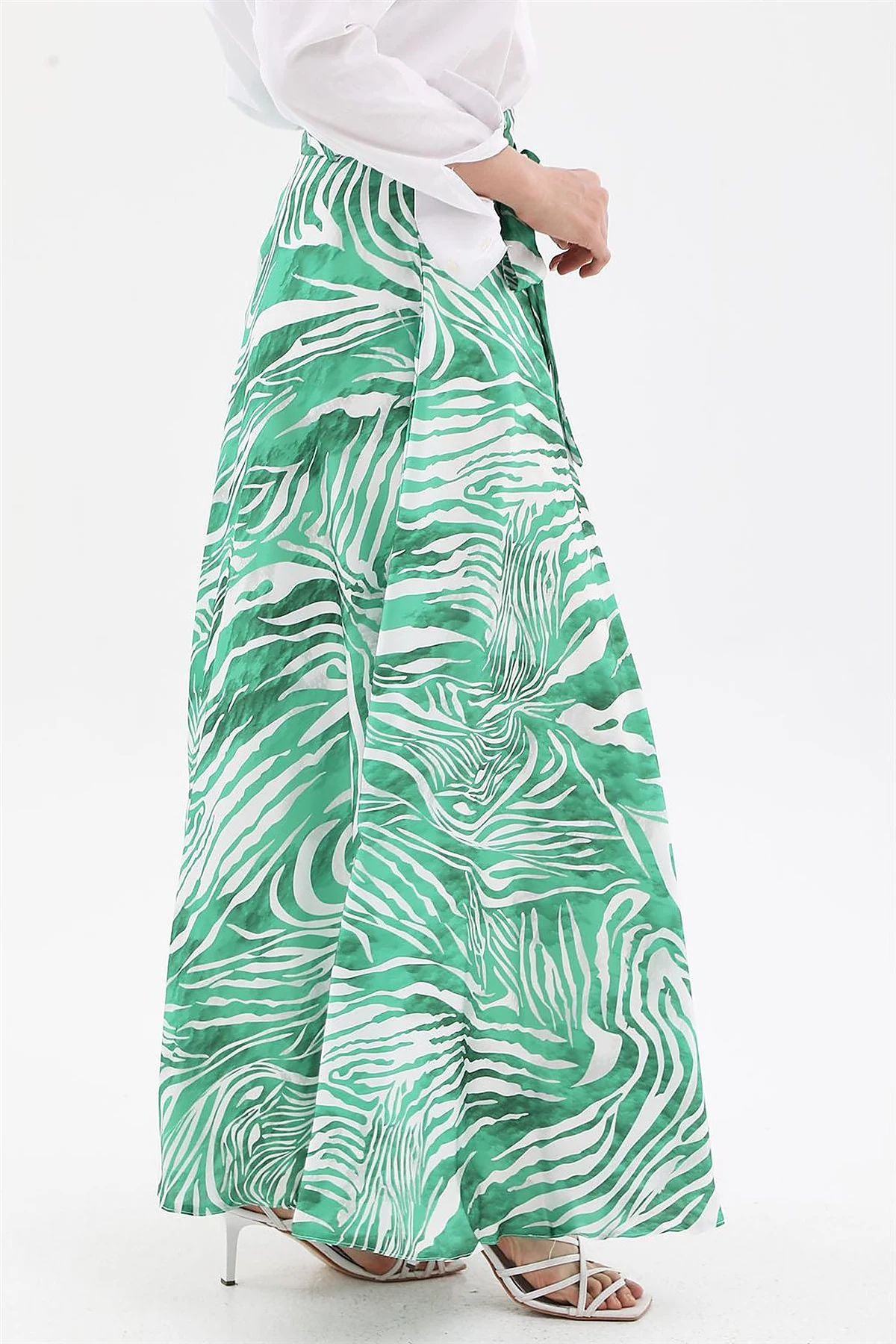 Zebra Print Belted A-line Skirt Green