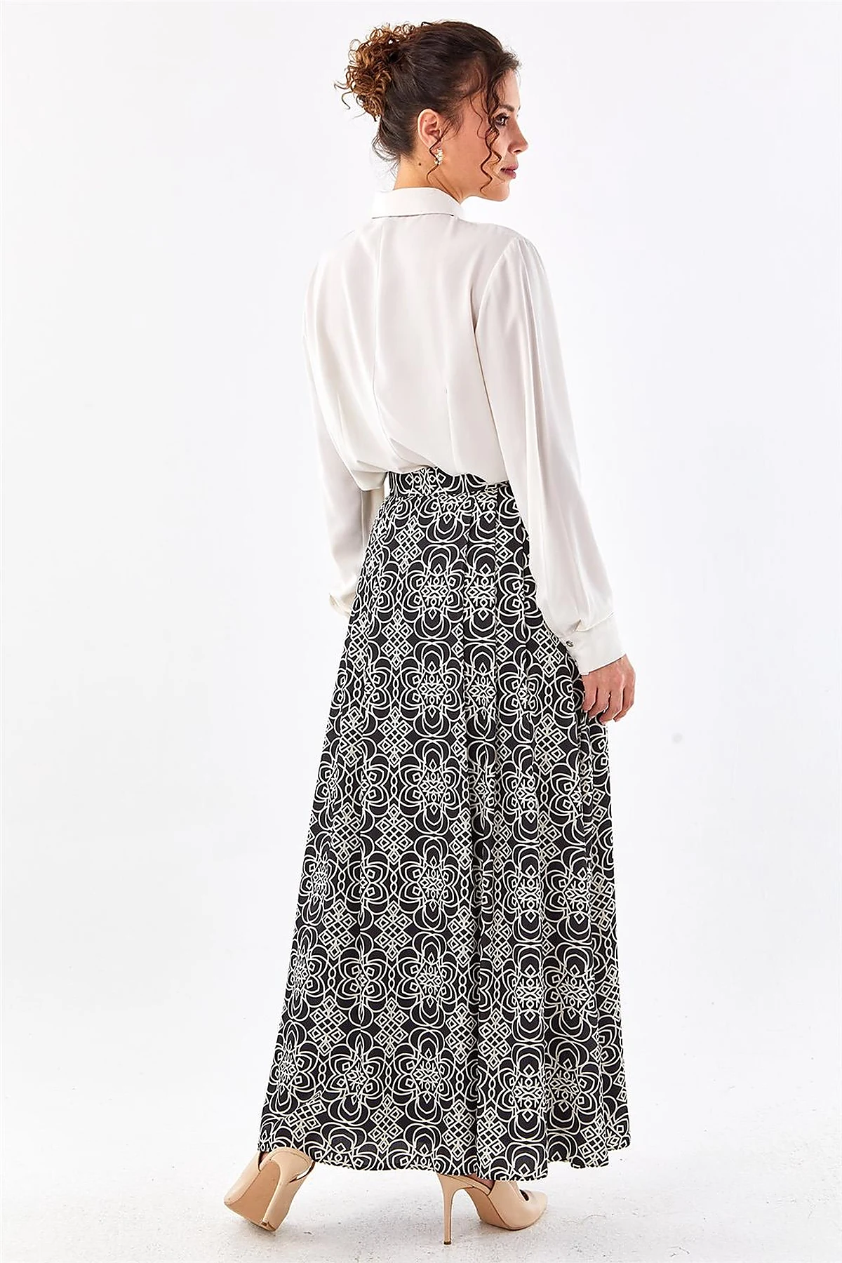 Patterned Pleated Skirt Black