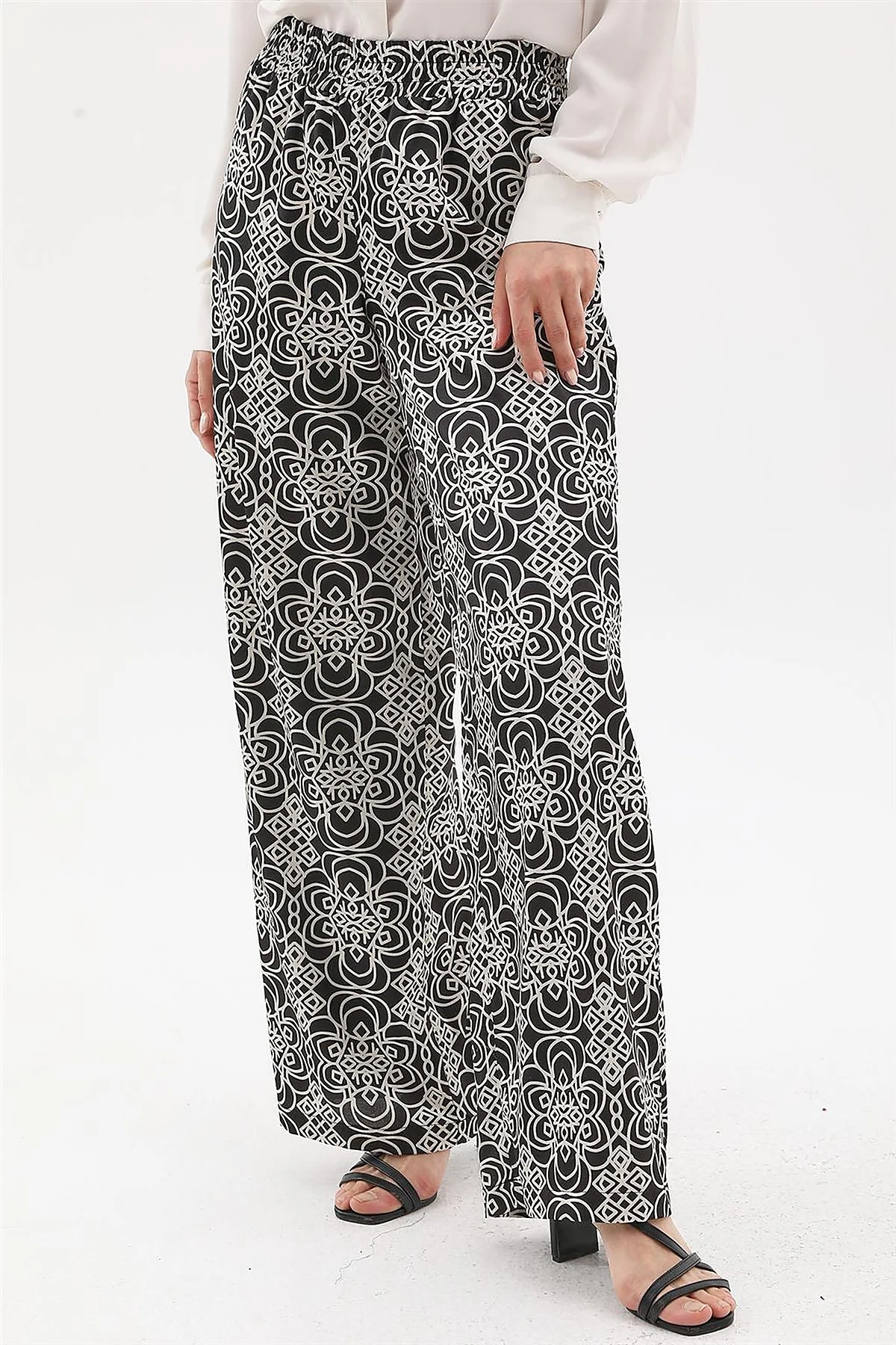 Elastic Waist Patterned Pants Black