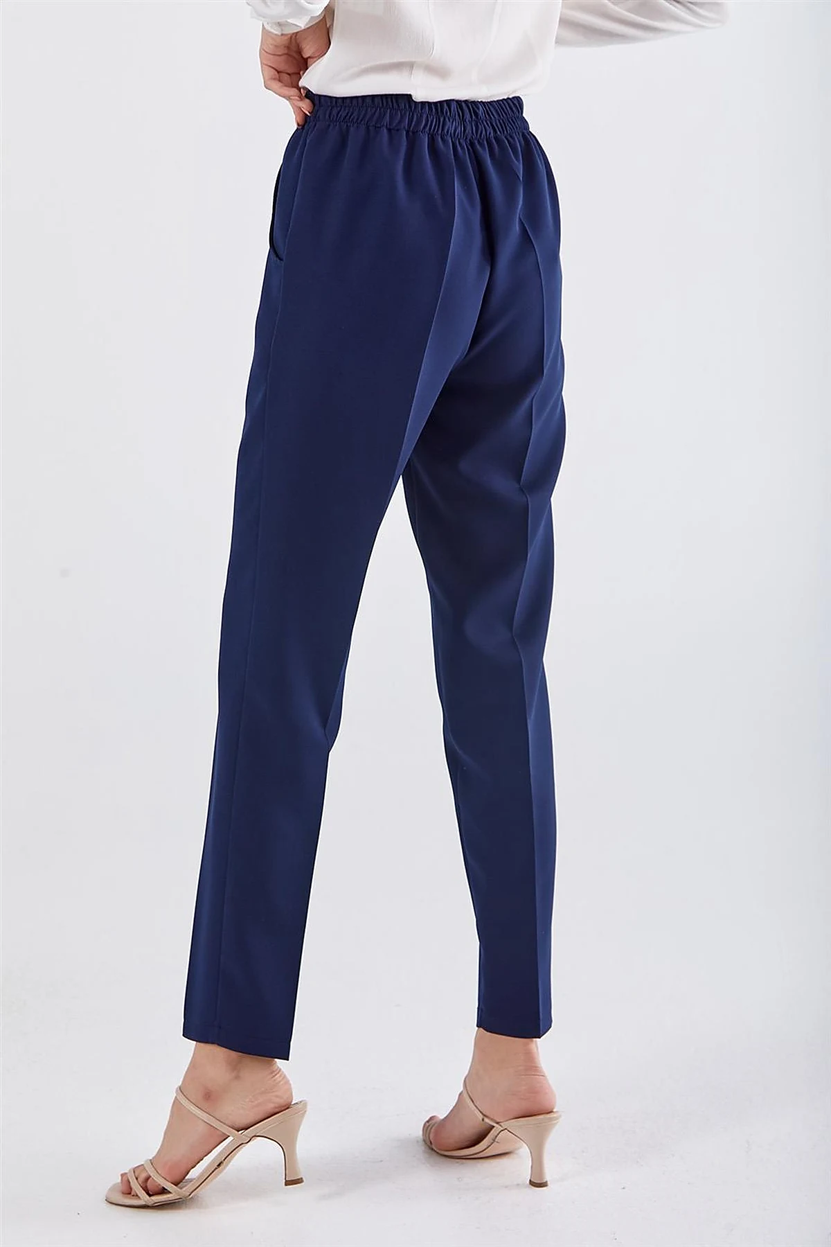 Pocketed Cigarette Pants Navy