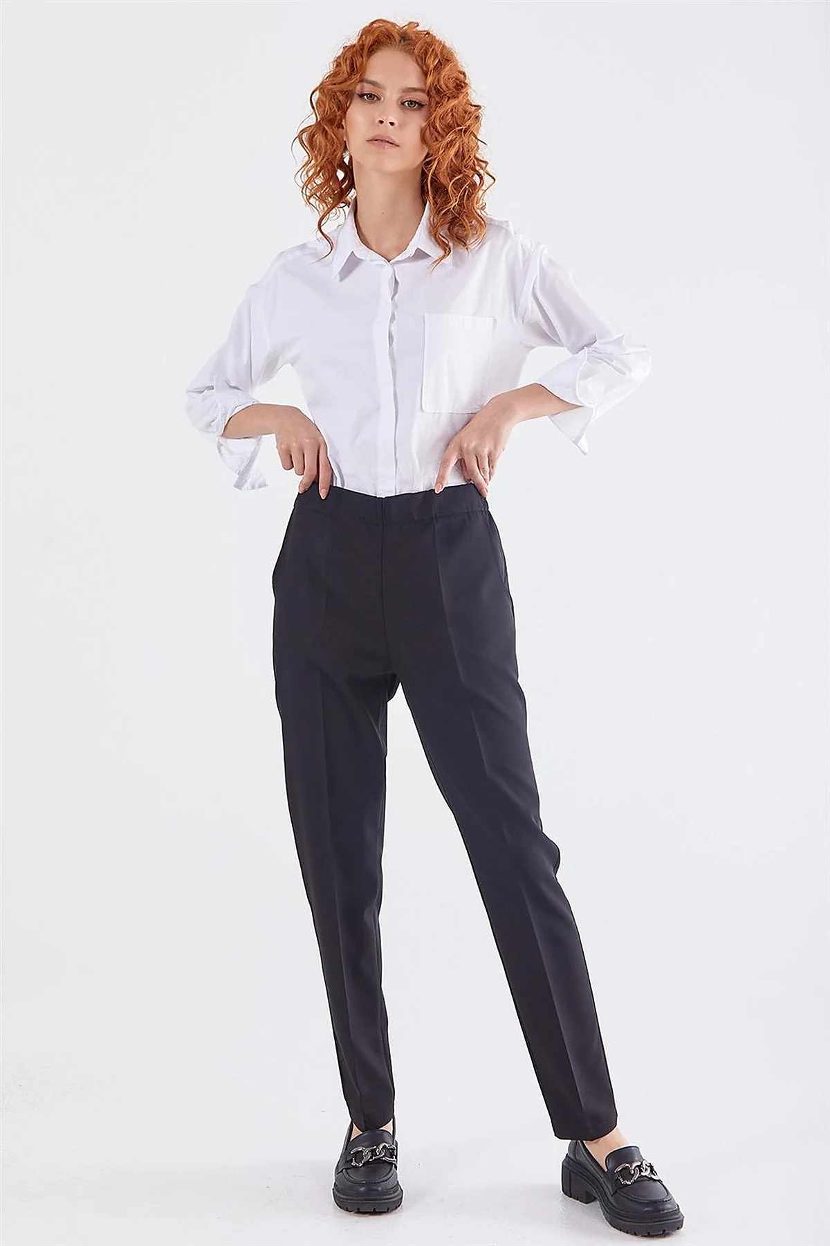 Pocketed Cigarette Pants Black