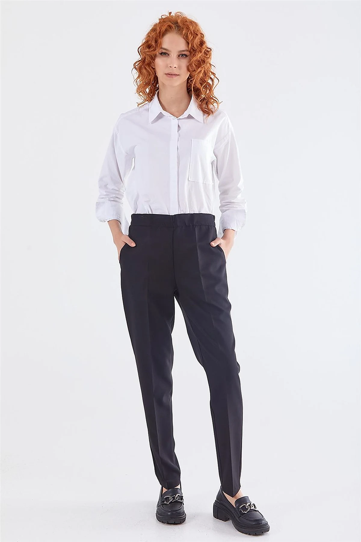 Pocketed Cigarette Pants Black
