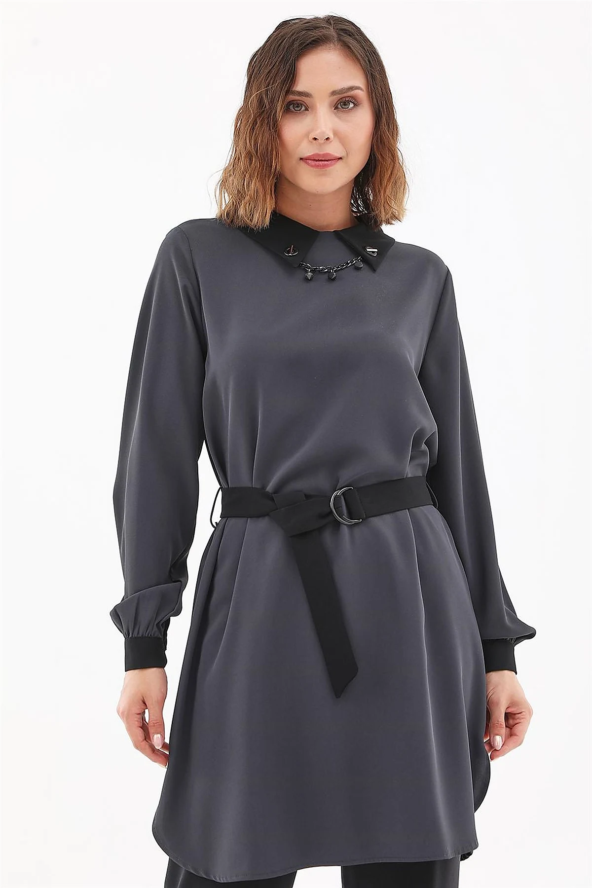Collar-Detail Tunic in Anthracite