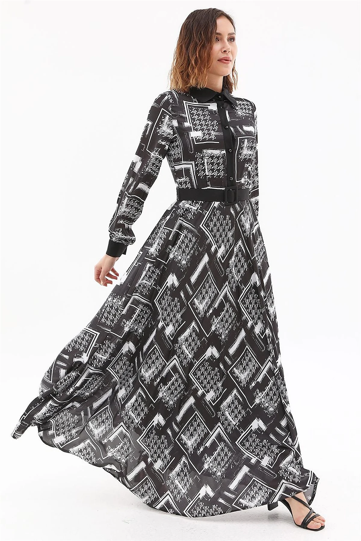 Abstract Pattern Belted Maxi Dress Black
