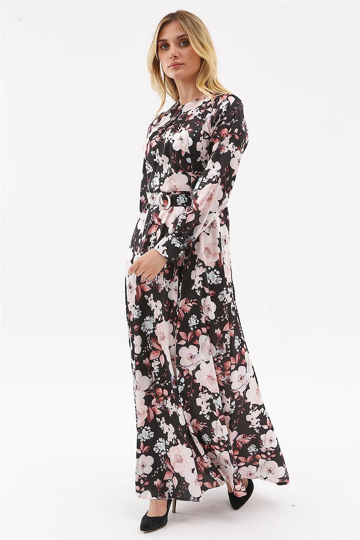 Floral Pattern Maxi Dress Black