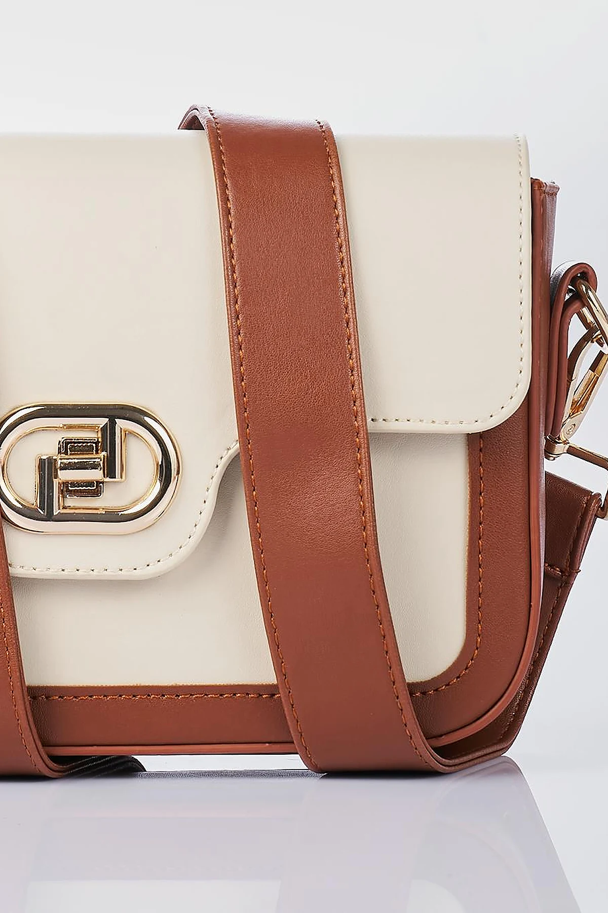 Metal Accented Baguette Bag Tan-Cream