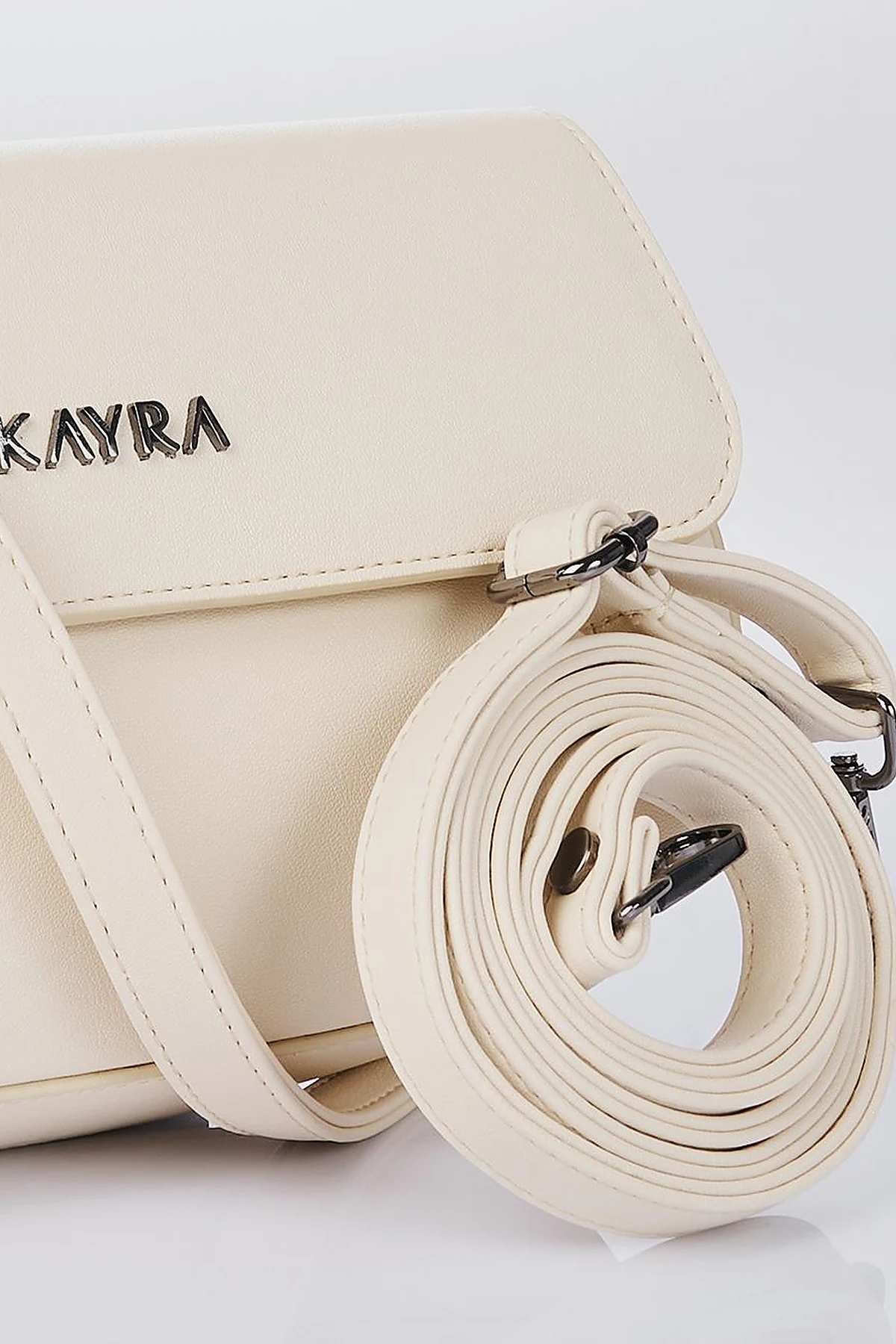 Oval Shape Bag Cream