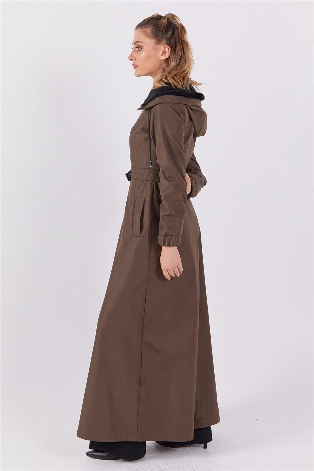 Plush Detailed Overcoat in Khaki