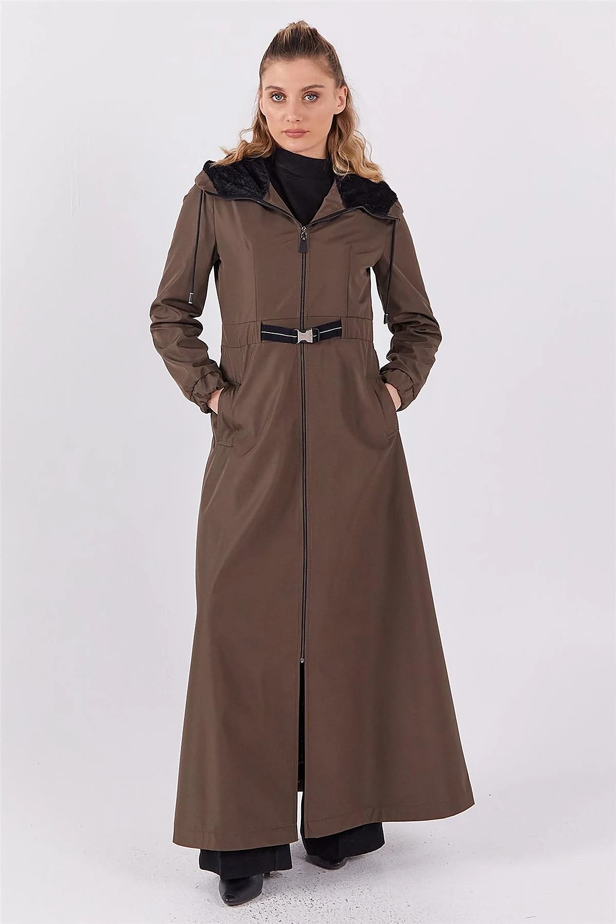 Plush Detailed Overcoat in Khaki