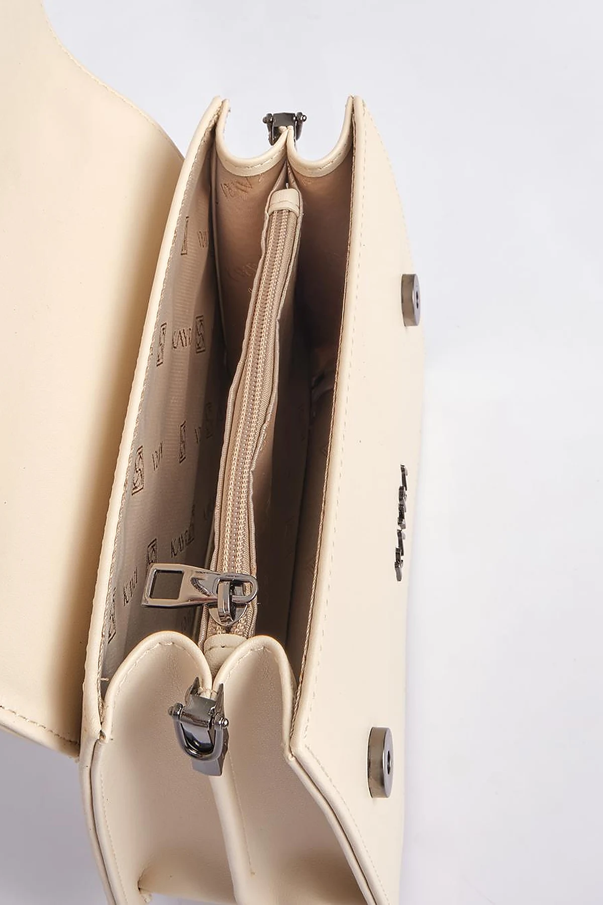 Shoulder Bag with Buckle Detailed Cream