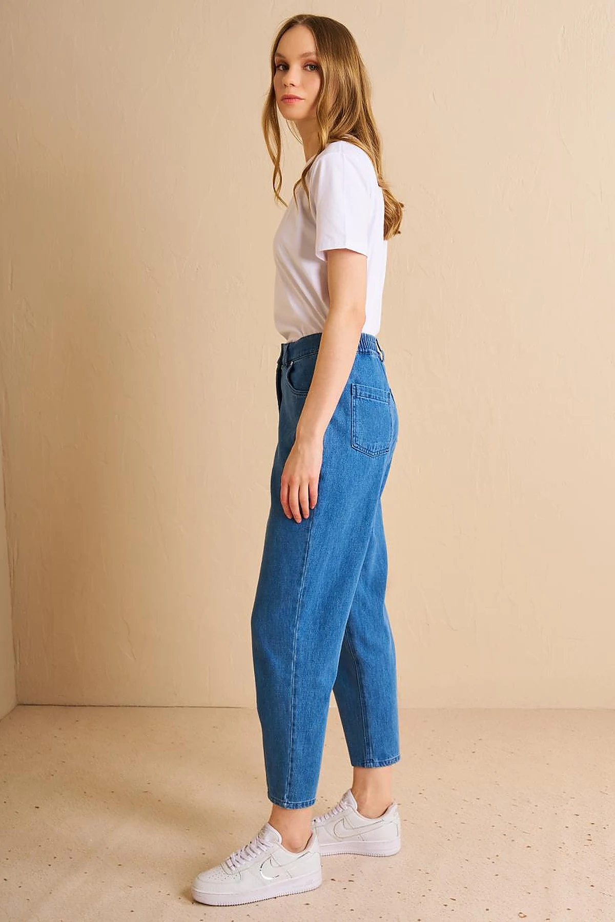Carrot Cut Pocket Detailed Denim Pants Indigo