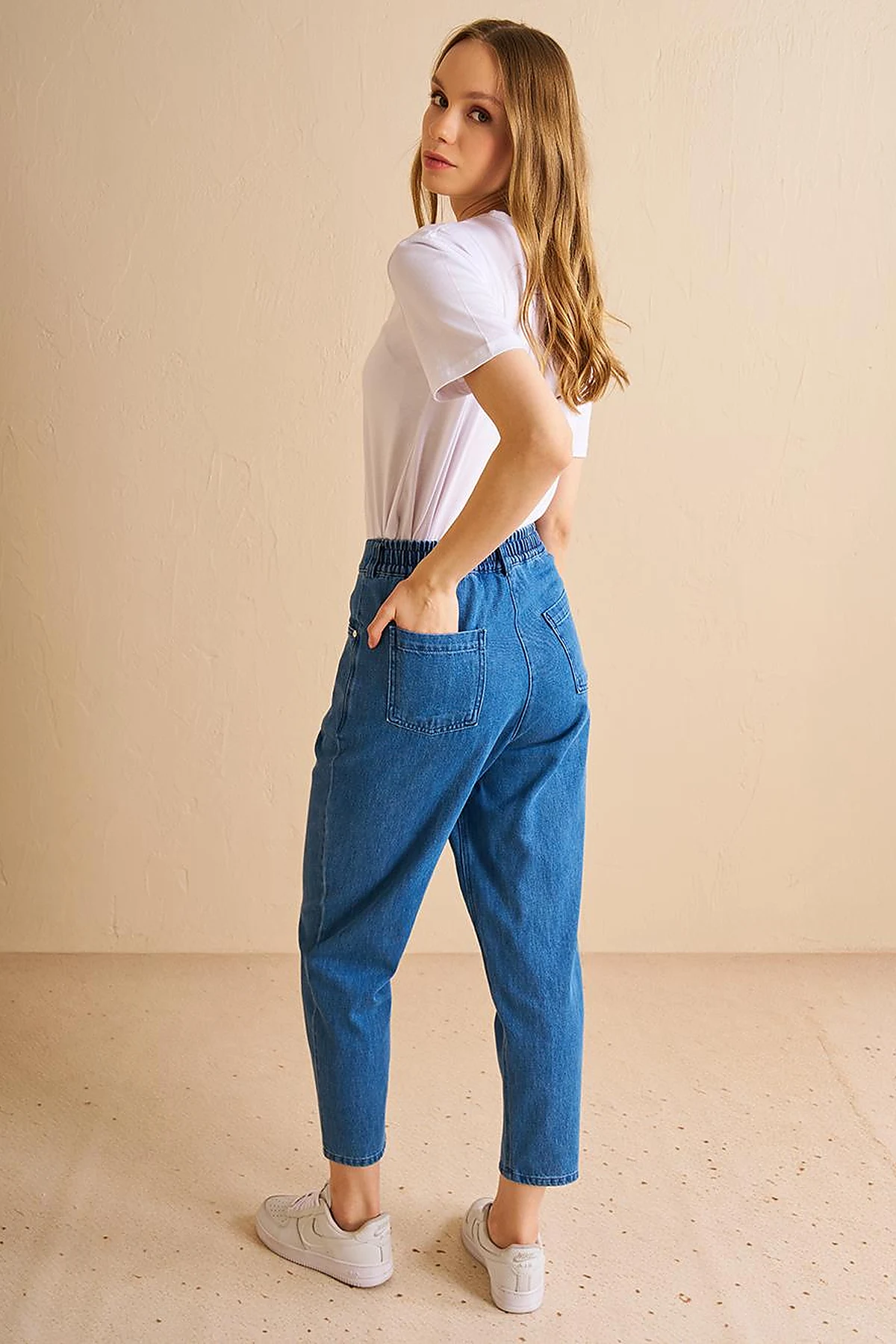 Carrot Cut Pocket Detailed Denim Pants Indigo