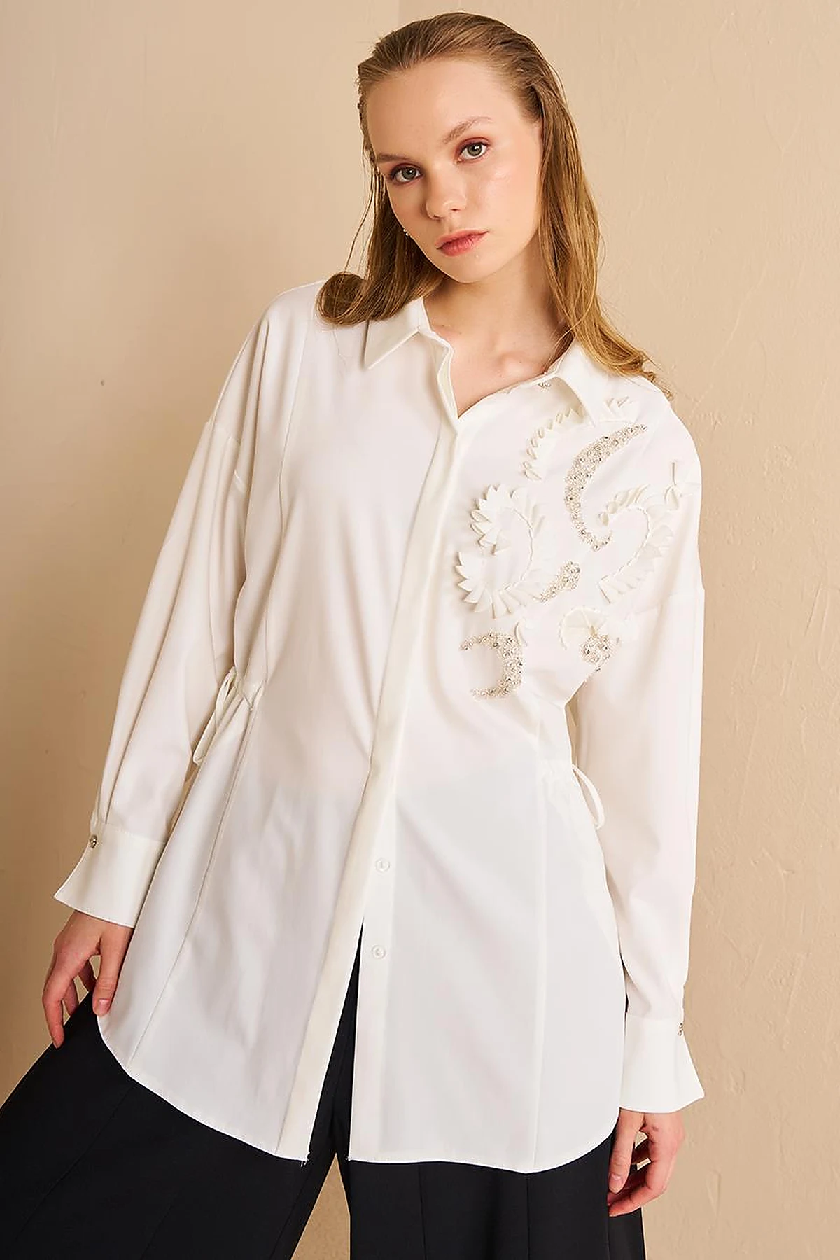 Embroidered Waist Gathered Tunic Ecru