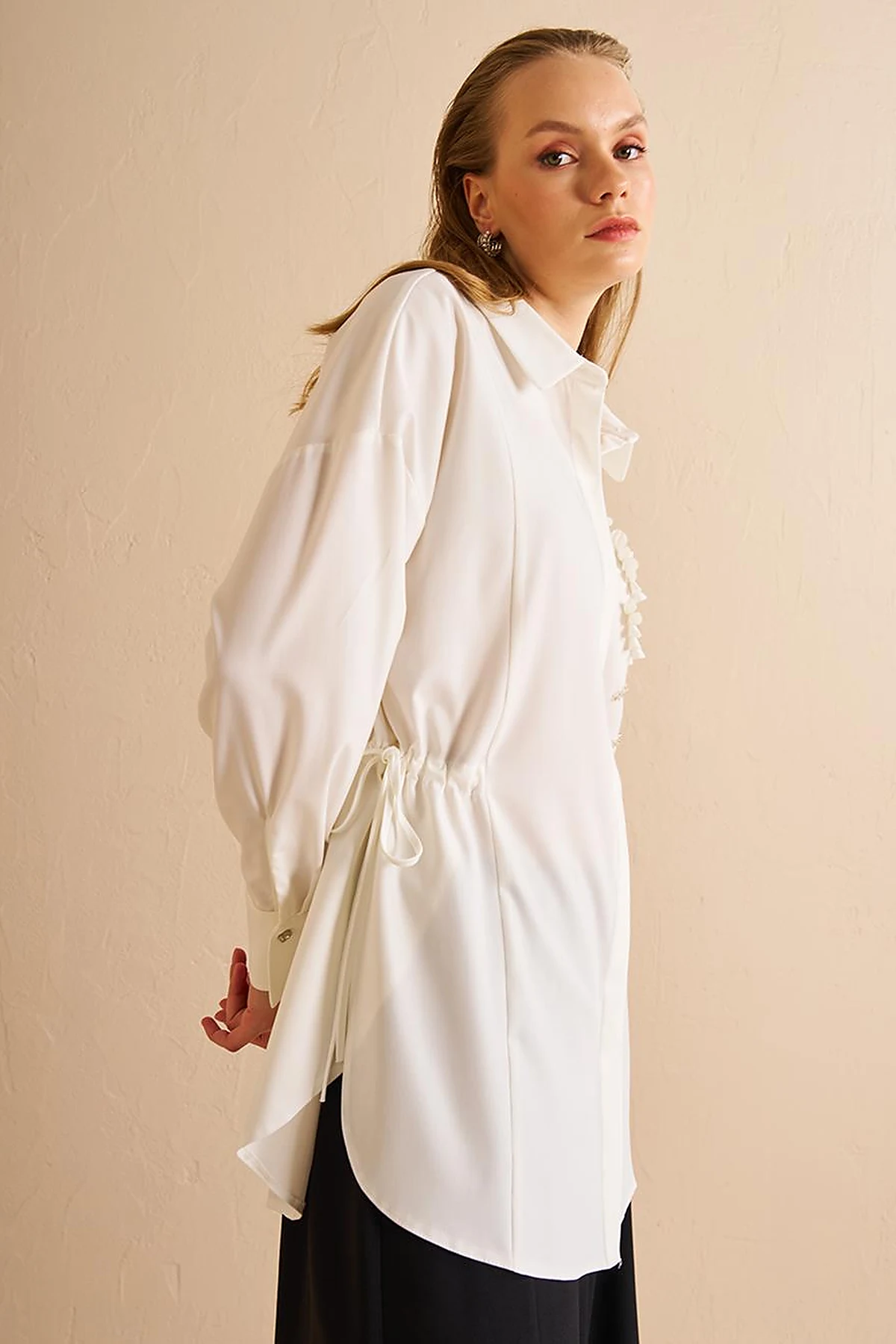 Embroidered Waist Gathered Tunic Ecru