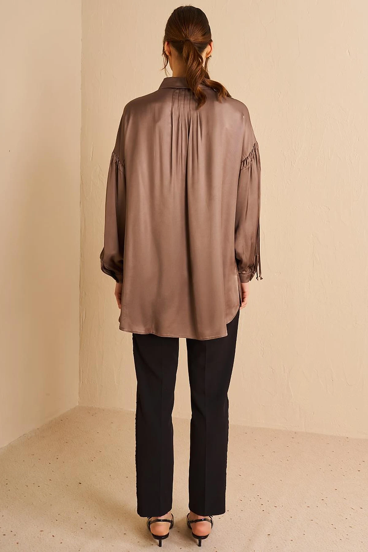 Embroidered Elegant Tunic Dark Mink