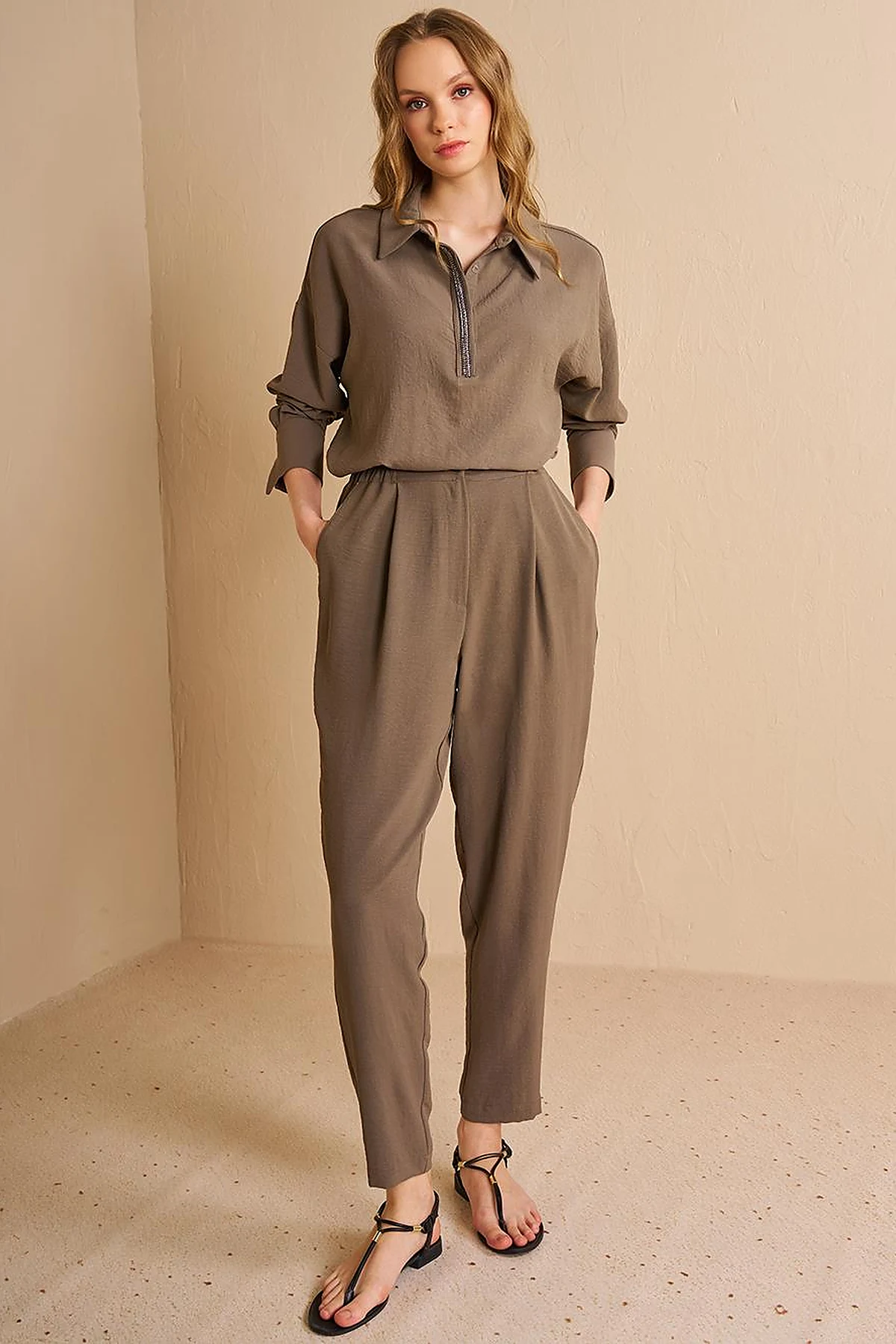 Stripe Detailed Two Piece Suit Cactus