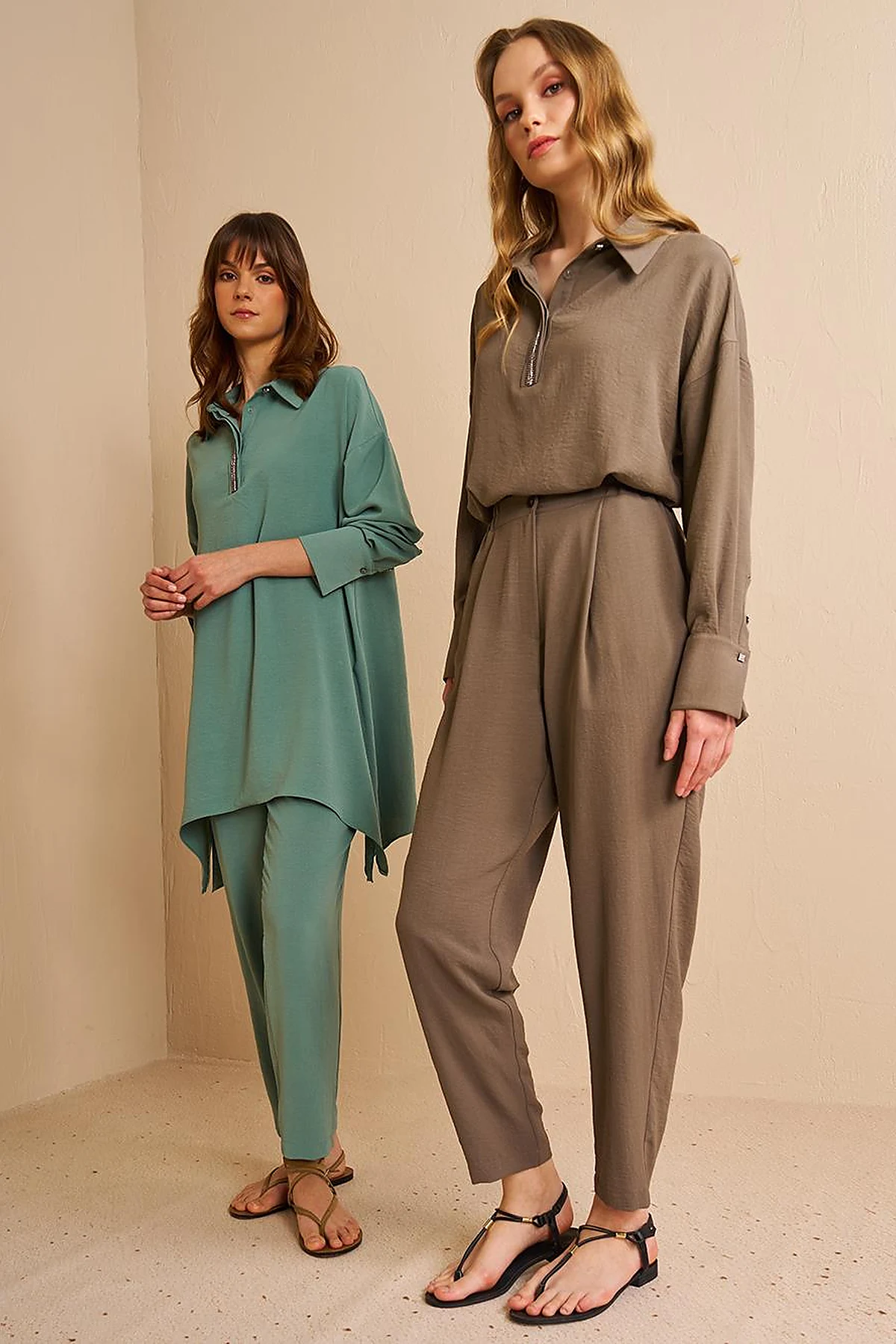 Stripe Detailed Two Piece Suit Cactus