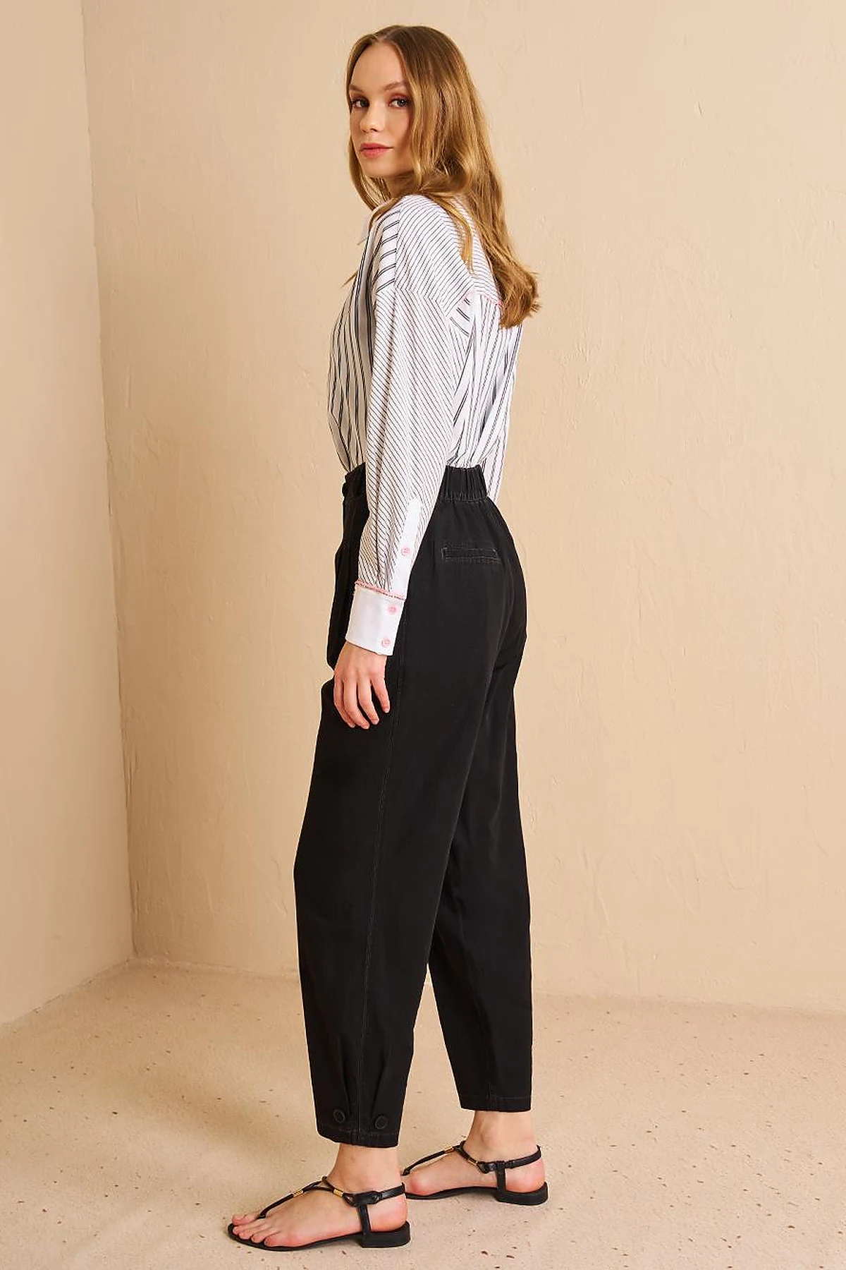 Button-Hem Denim-Effect Pants Black